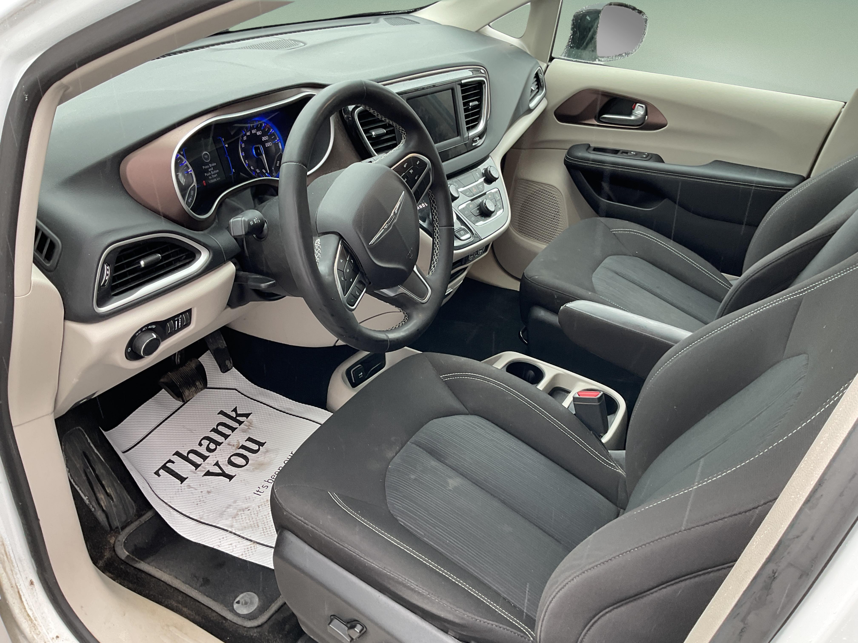 2023 CHRYSLER GRAND CARAVAN SXT — photo 6