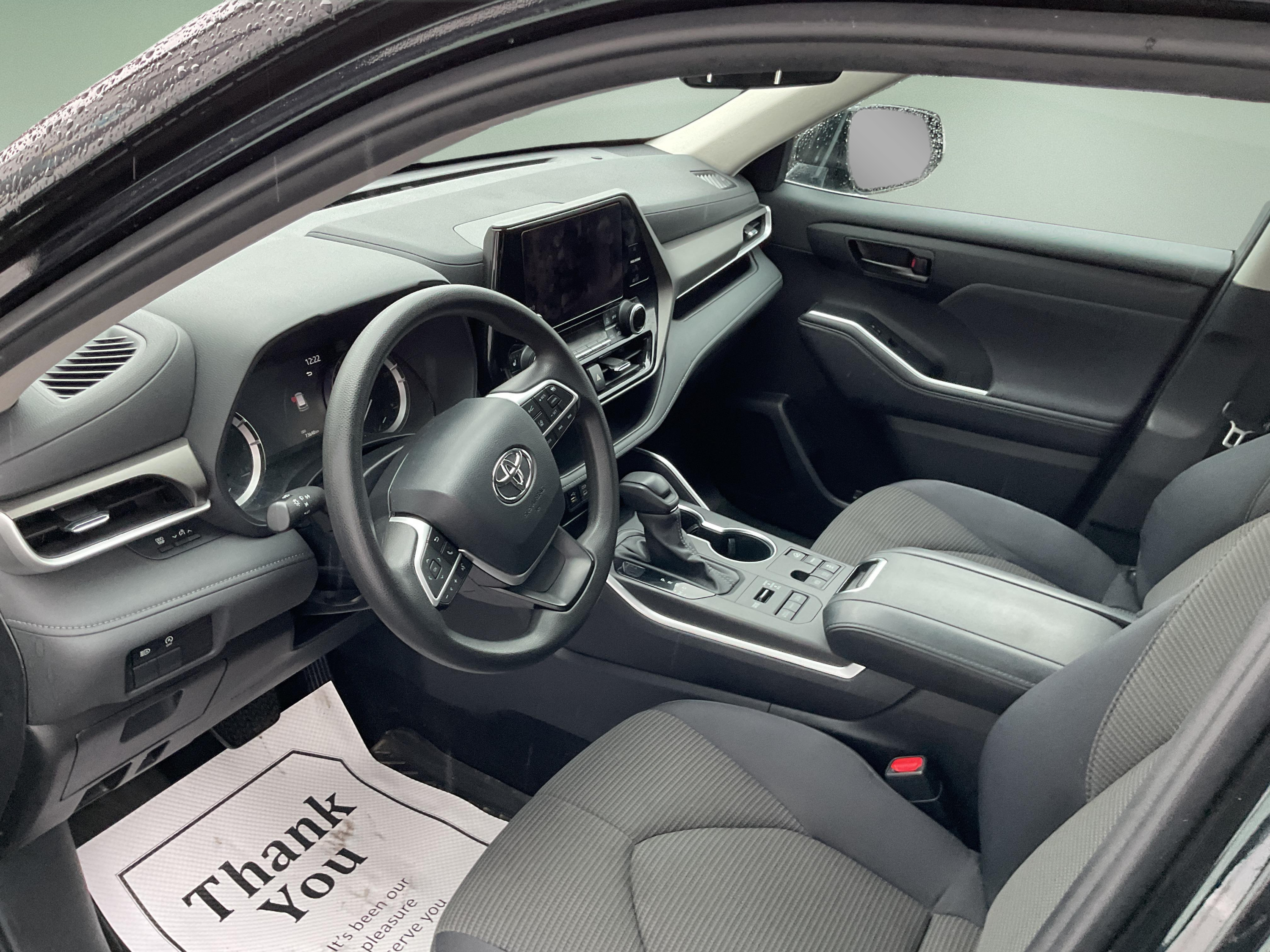 2024 TOYOTA HIGHLANDER LE — photo 6