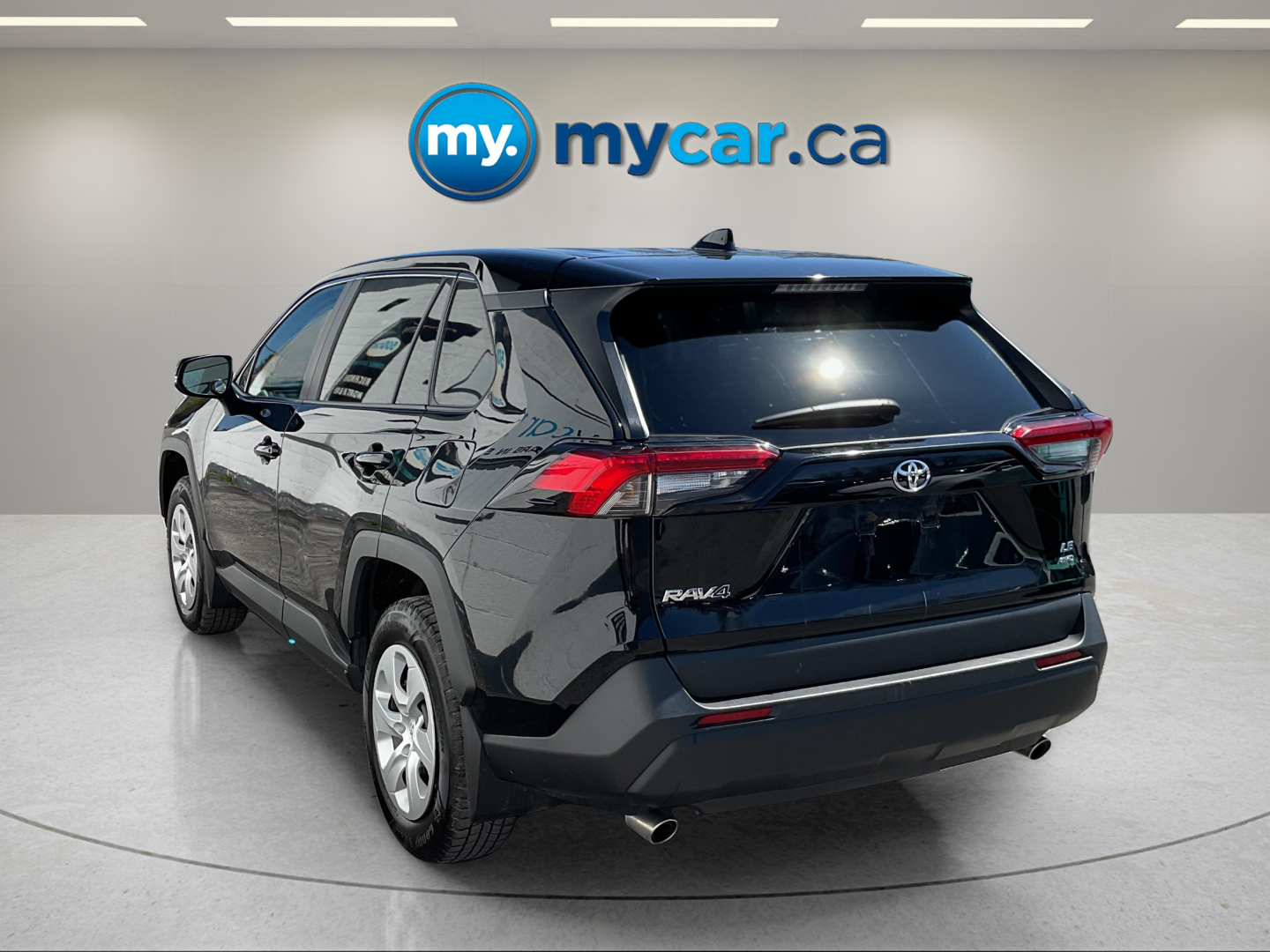 2024 TOYOTA RAV4 LE — photo 5