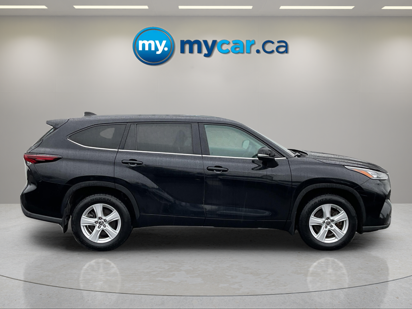 2024 TOYOTA HIGHLANDER LE — photo 2