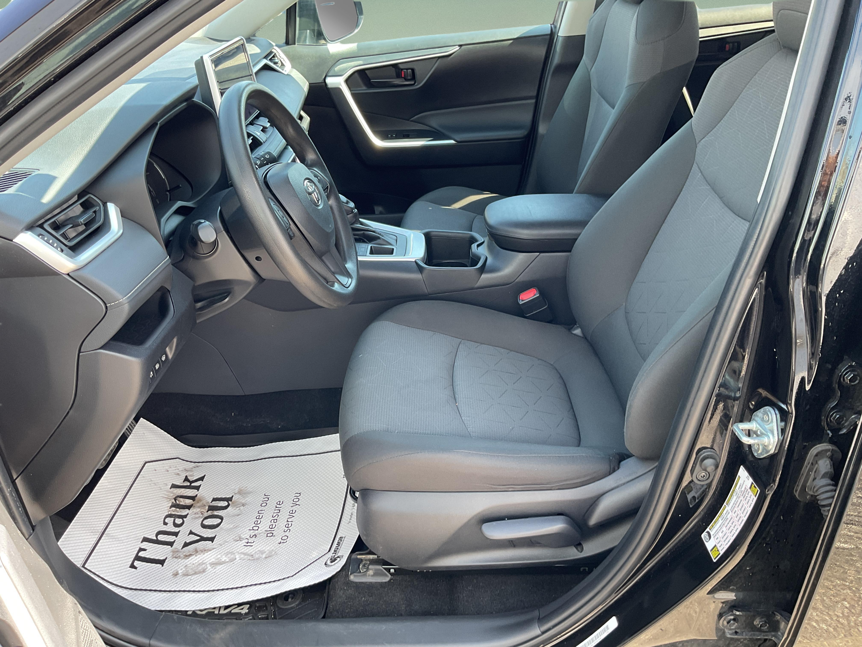 2024 TOYOTA RAV4 LE — photo 8