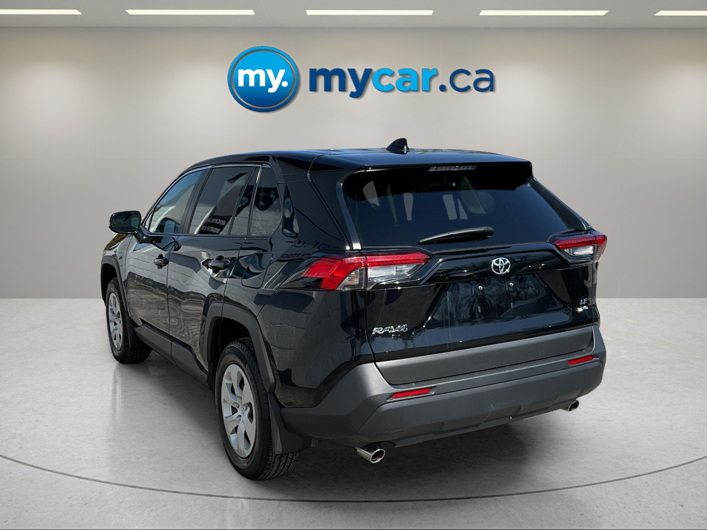 2024 TOYOTA RAV4 LE — photo 5