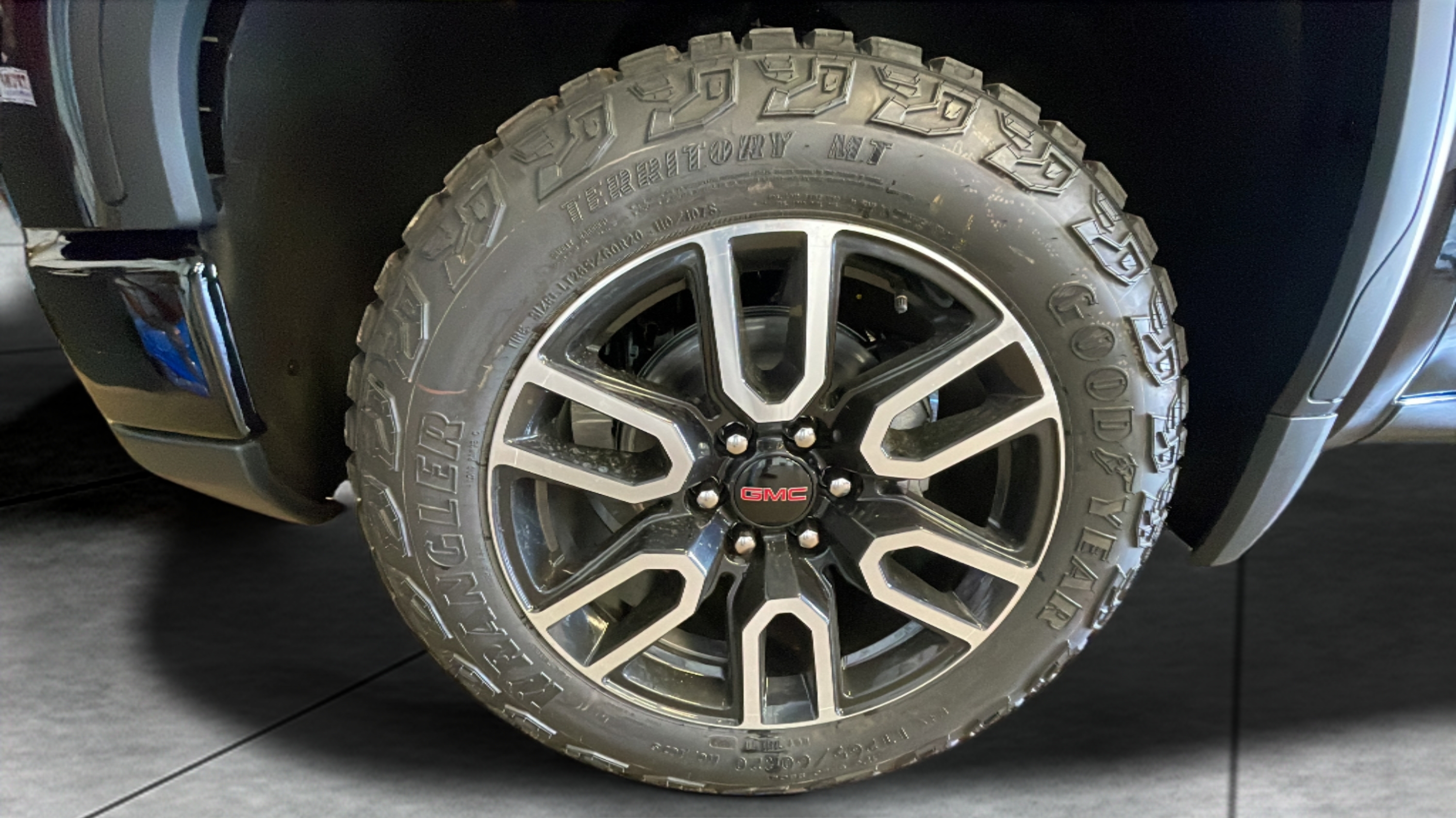 2026 GMC Sierra 1500 AT4 - Photo 19