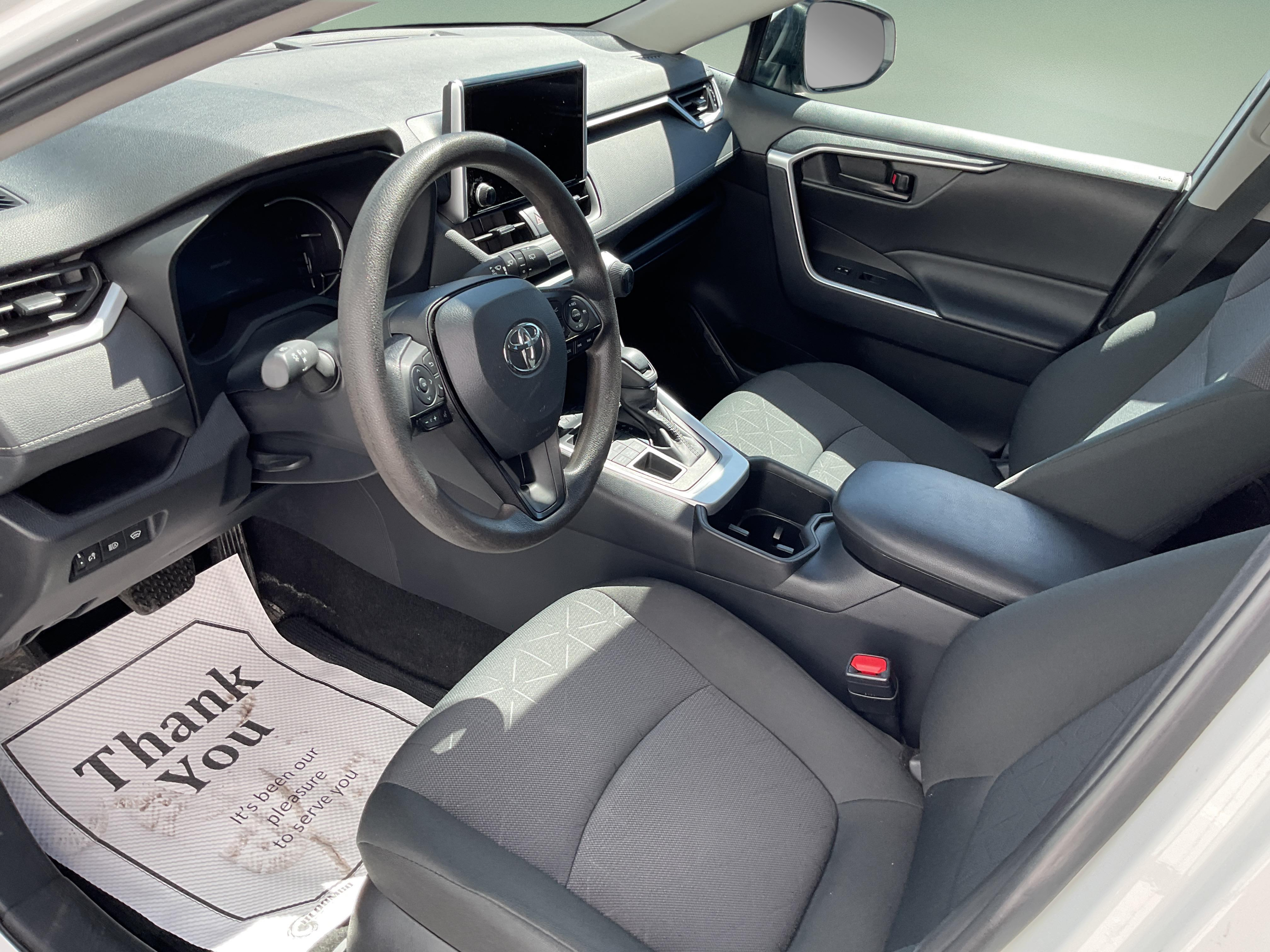 2024 TOYOTA RAV4 LE — photo 6
