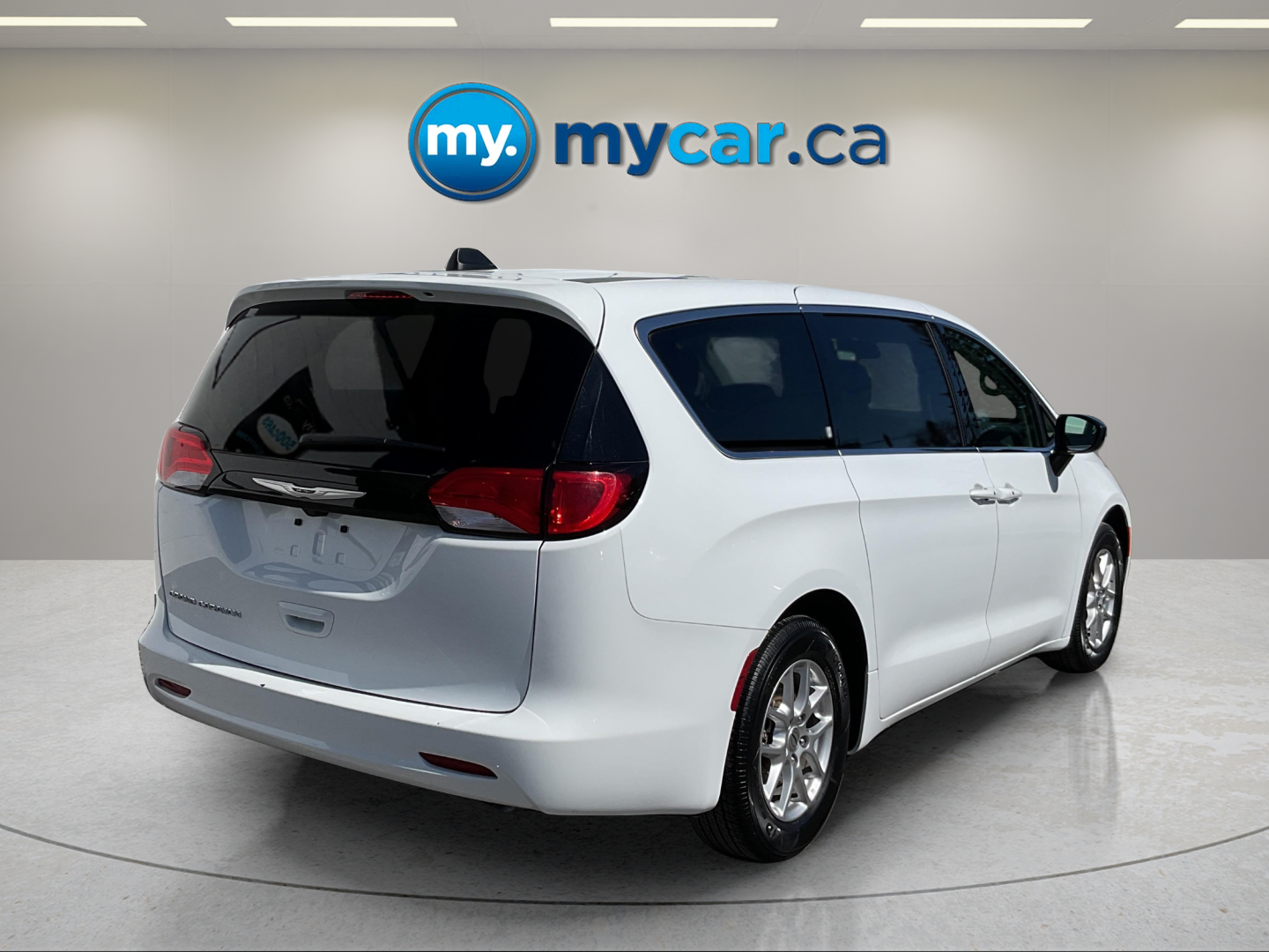 2024 CHRYSLER GRAND CARAVAN SXT — photo 3