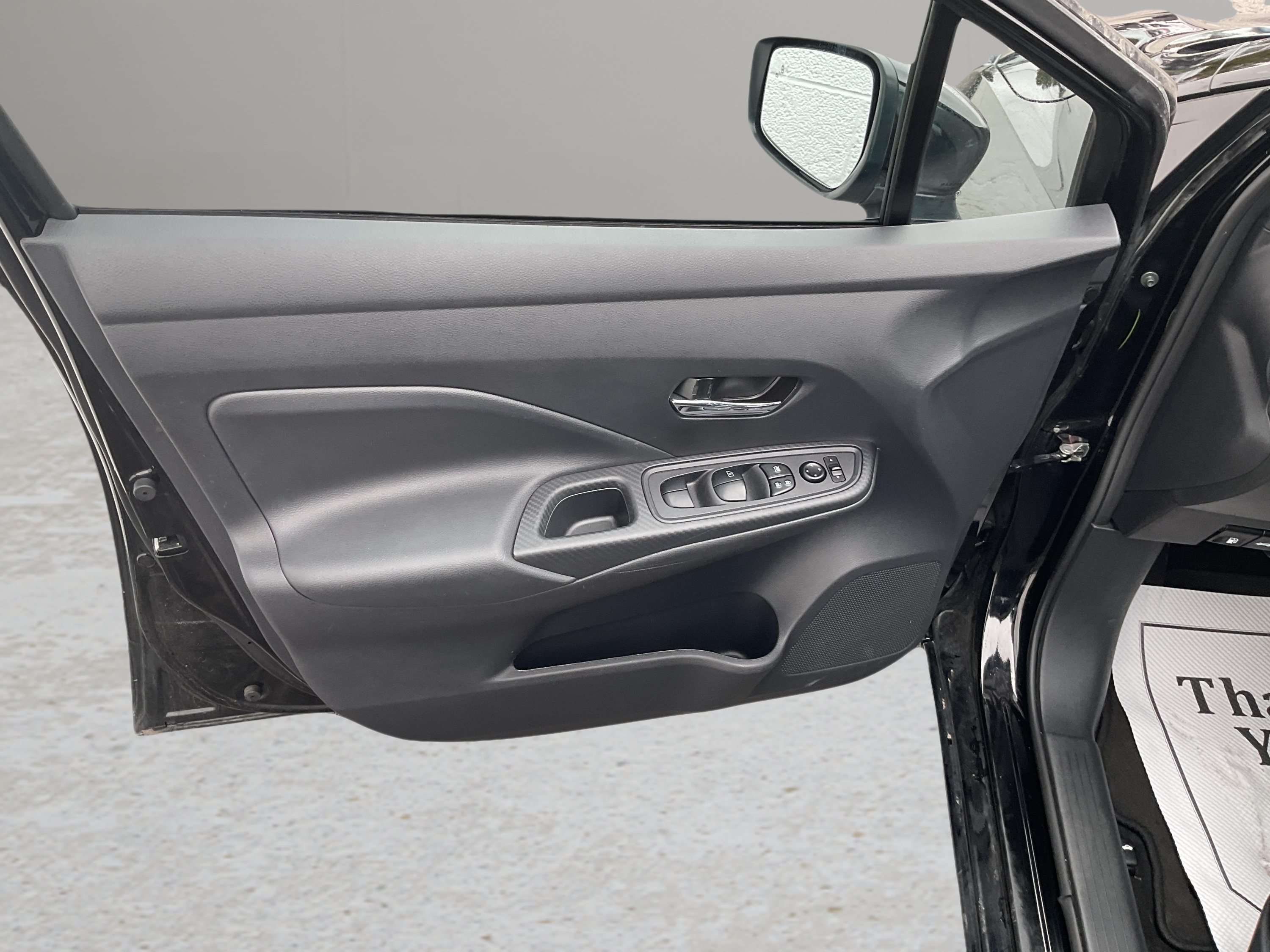 2025 NISSAN VERSA SV — photo 7