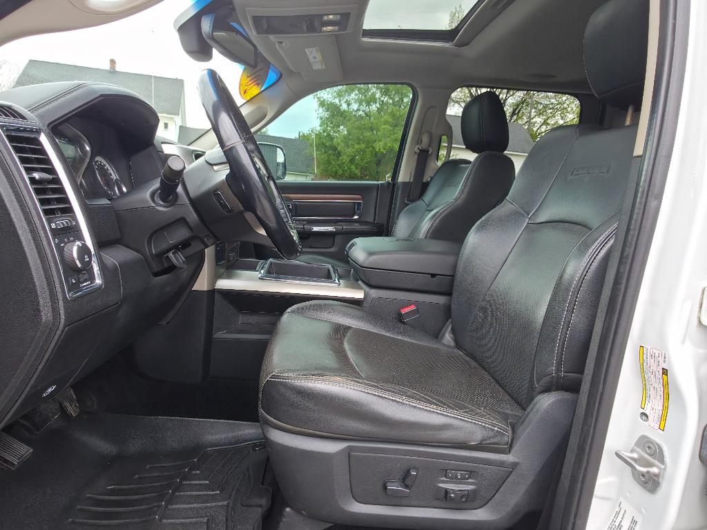 2014 RAM Ram 2500 Pickup Laramie - Photo 12