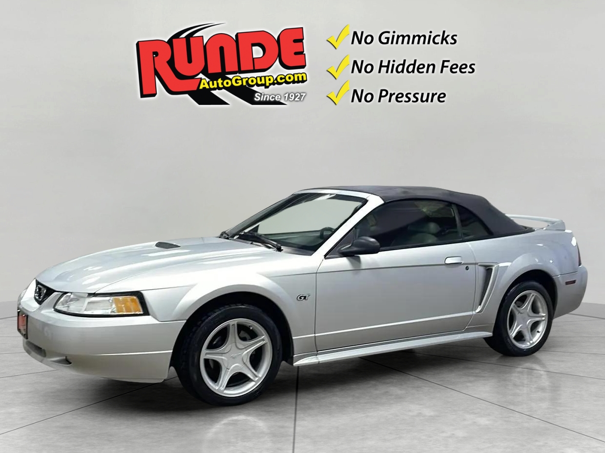 2000 Ford Mustang