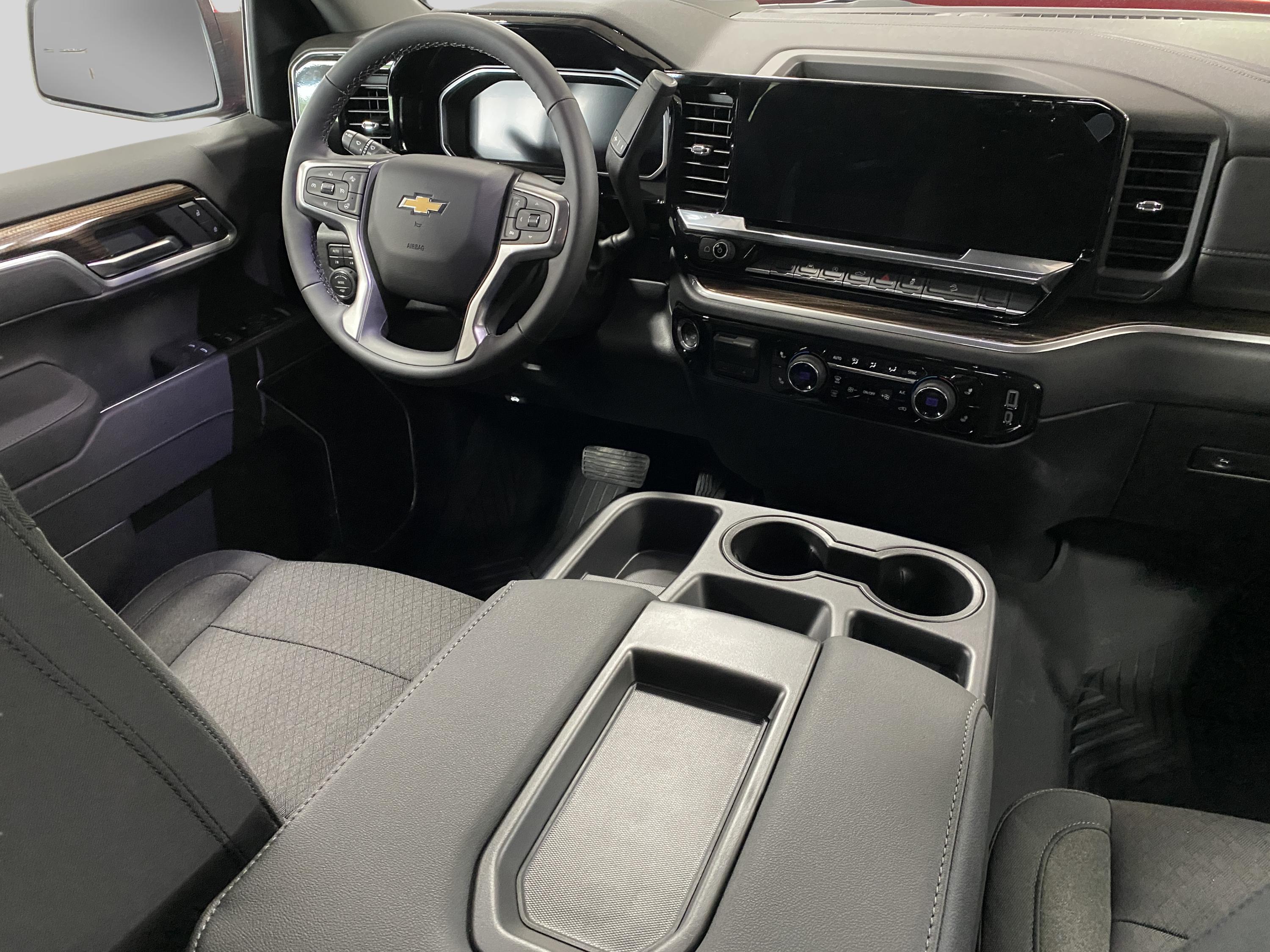 2026 Chevrolet Silverado 1500 LT - Photo 9