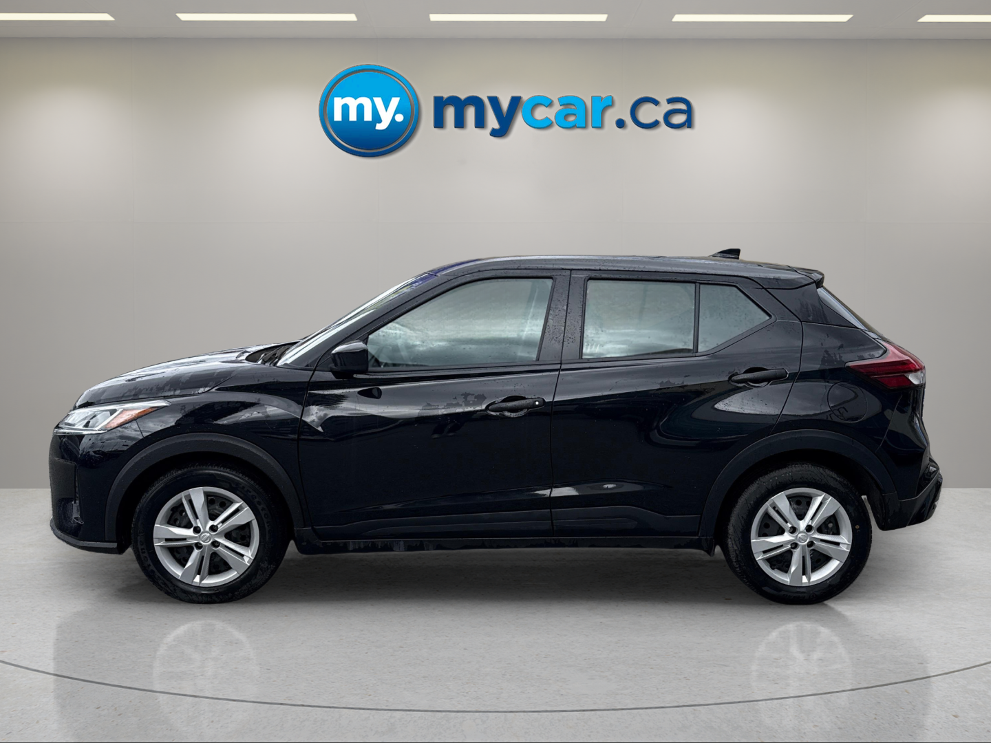 2025 NISSAN KICKS PLAY S — photo 3