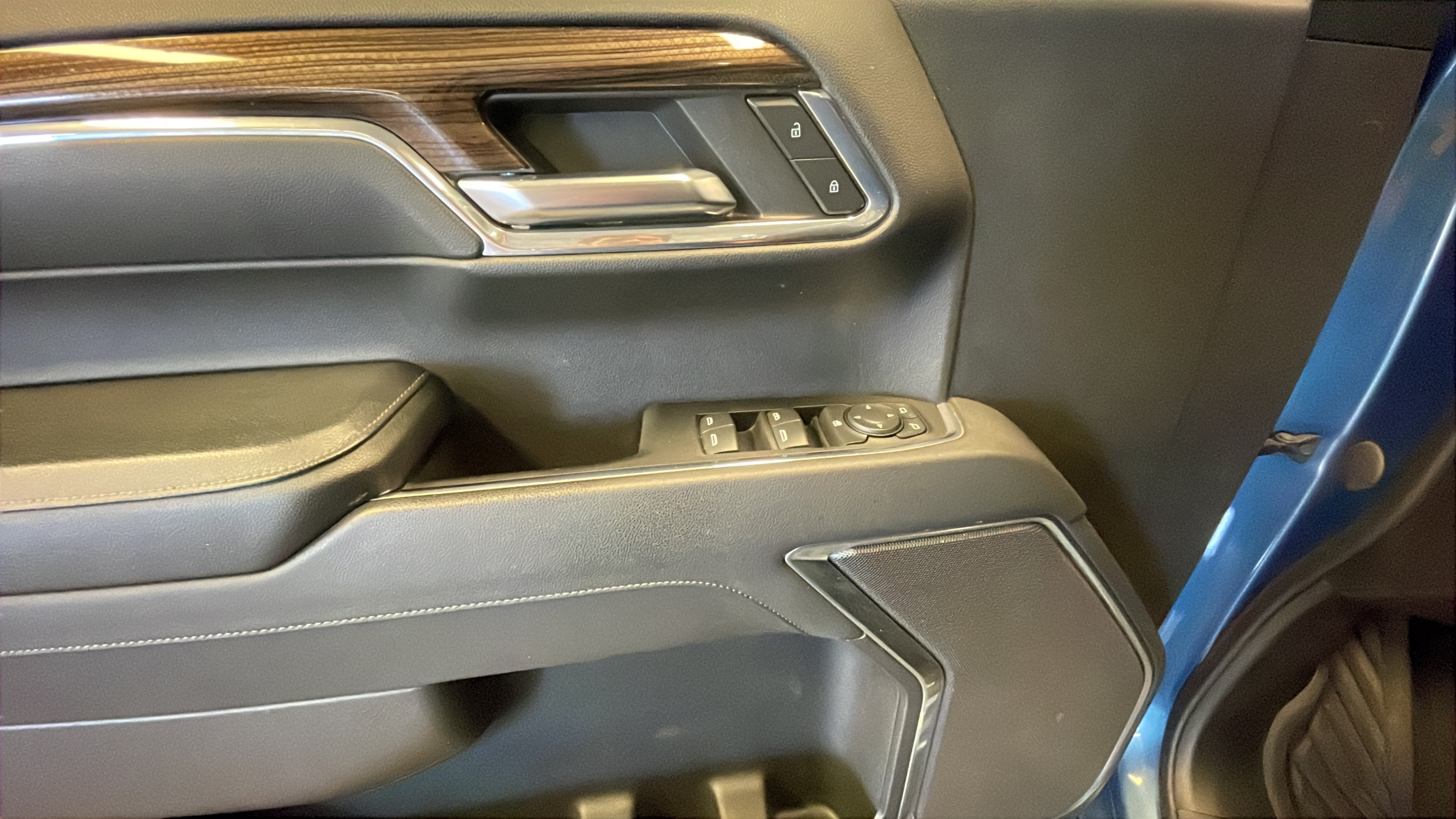 2024 Chevrolet Silverado 1500 RST - Photo 11