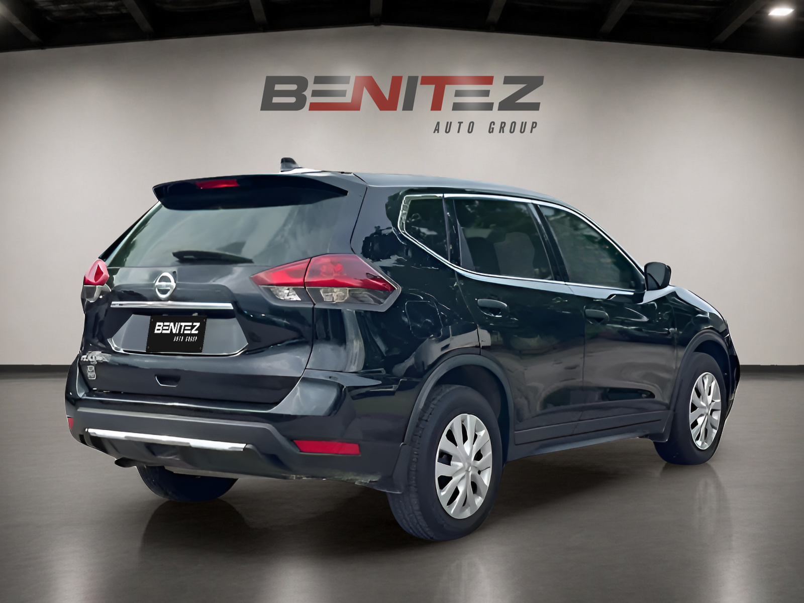 2019 Nissan ROGUE S FWD — photo 4