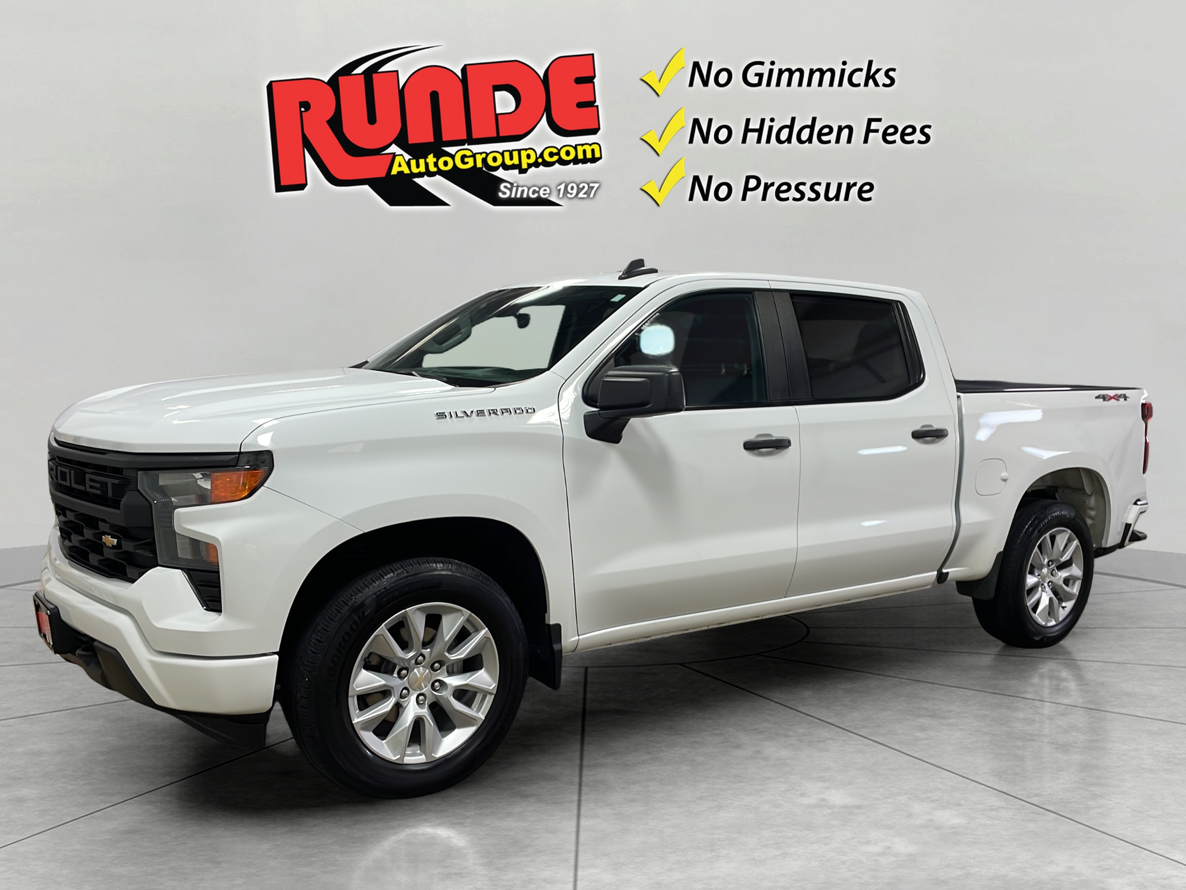 2023 Chevrolet Silverado 1500 Custom 4X4 Crew Cab Short Box's photo