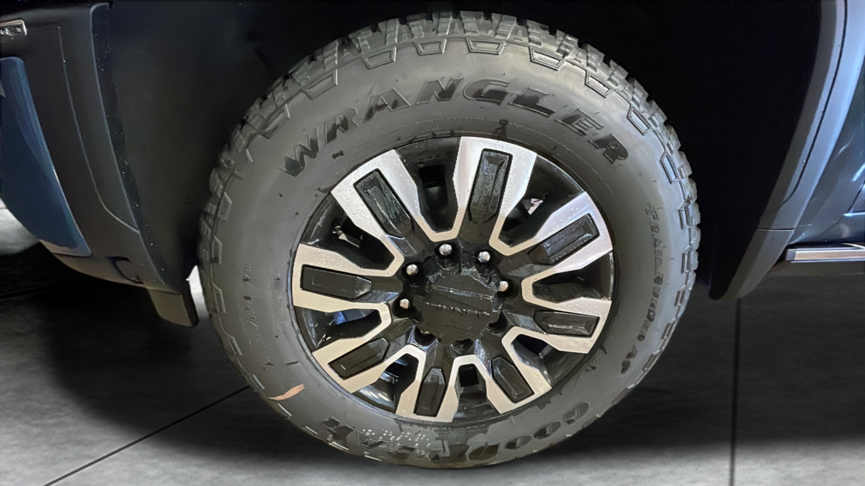 2026 GMC Sierra 2500HD Denali Ultimate - Photo 20