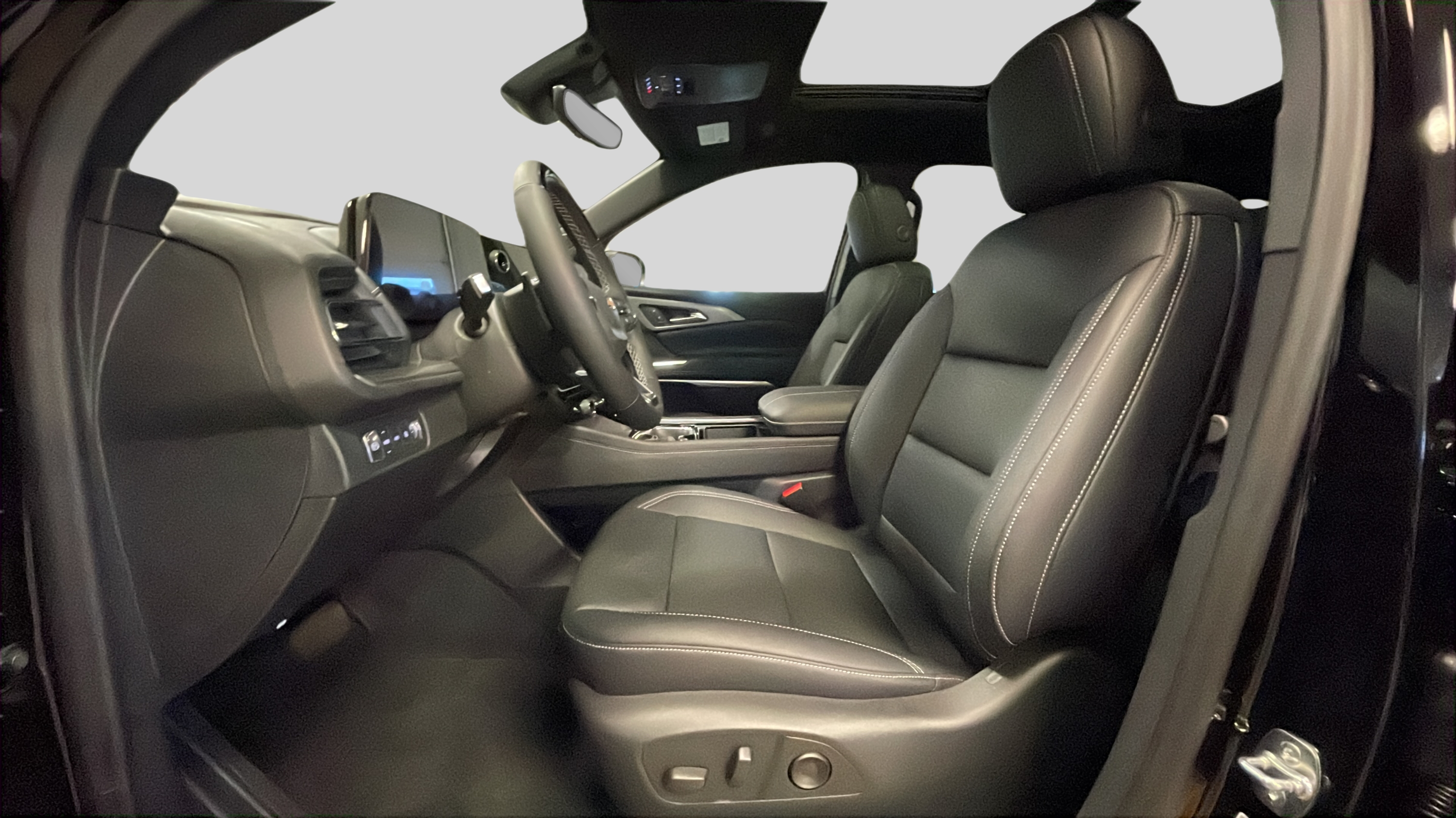 2026 Chevrolet Traverse LT - Photo 12