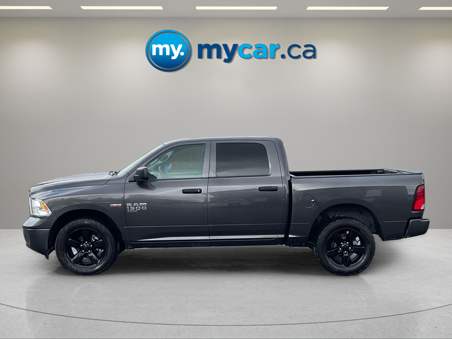 2023 RAM 1500 CLASSIC SLT — photo 3