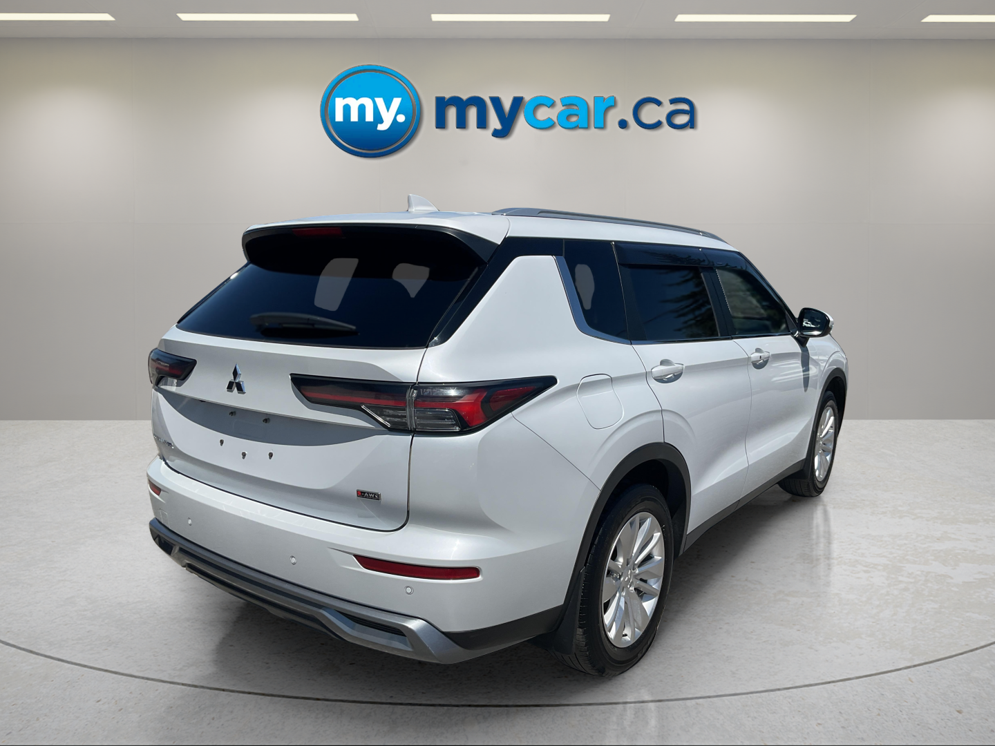 2025 MITSUBISHI OUTLANDER SE — photo 6