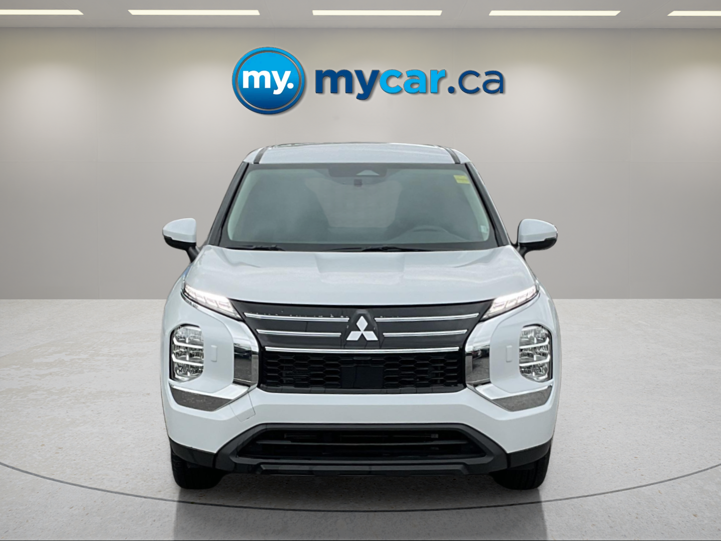 2025 MITSUBISHI OUTLANDER ES — photo 2
