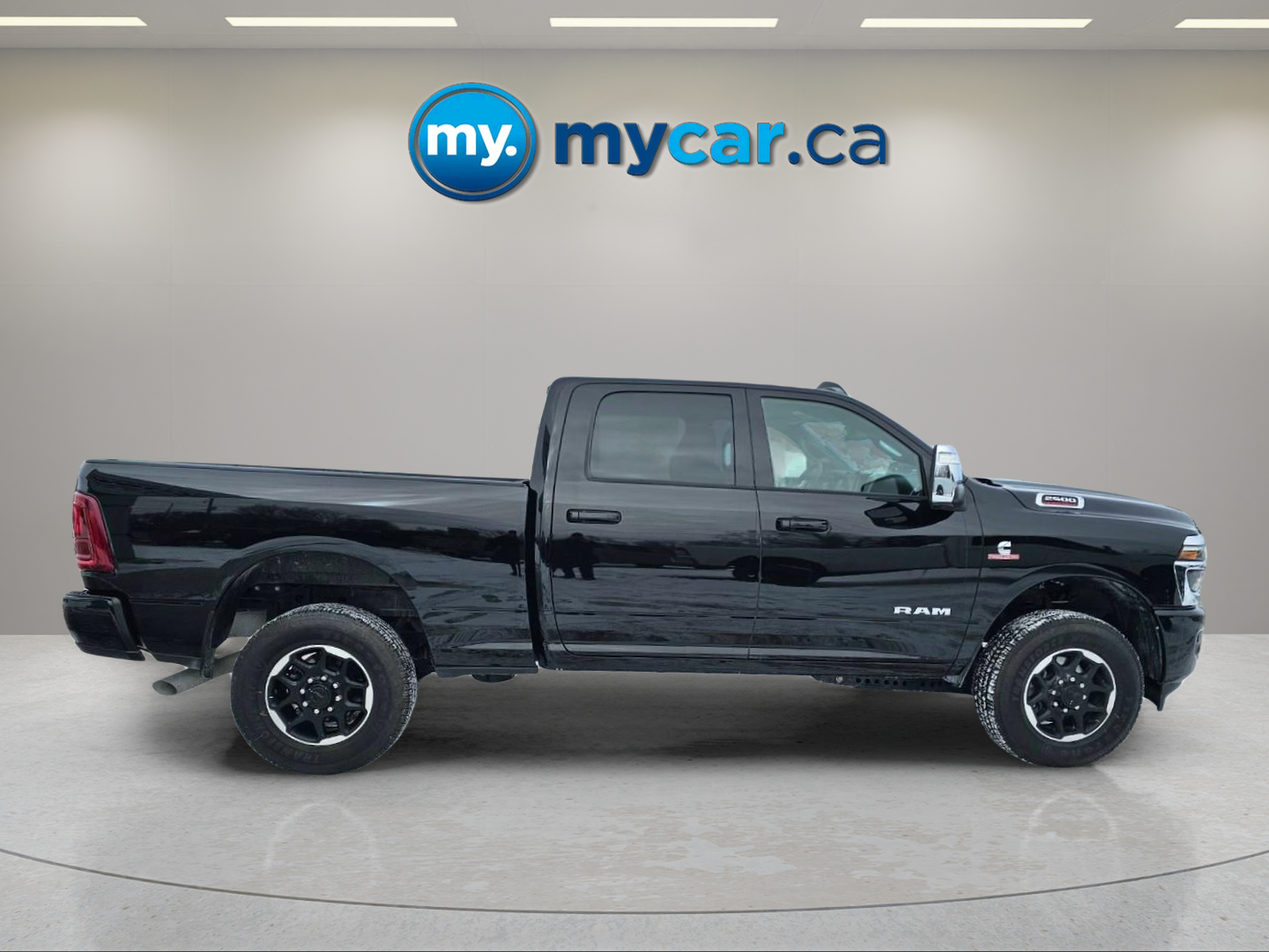 2025 RAM 2500 LARAMIE — photo 4