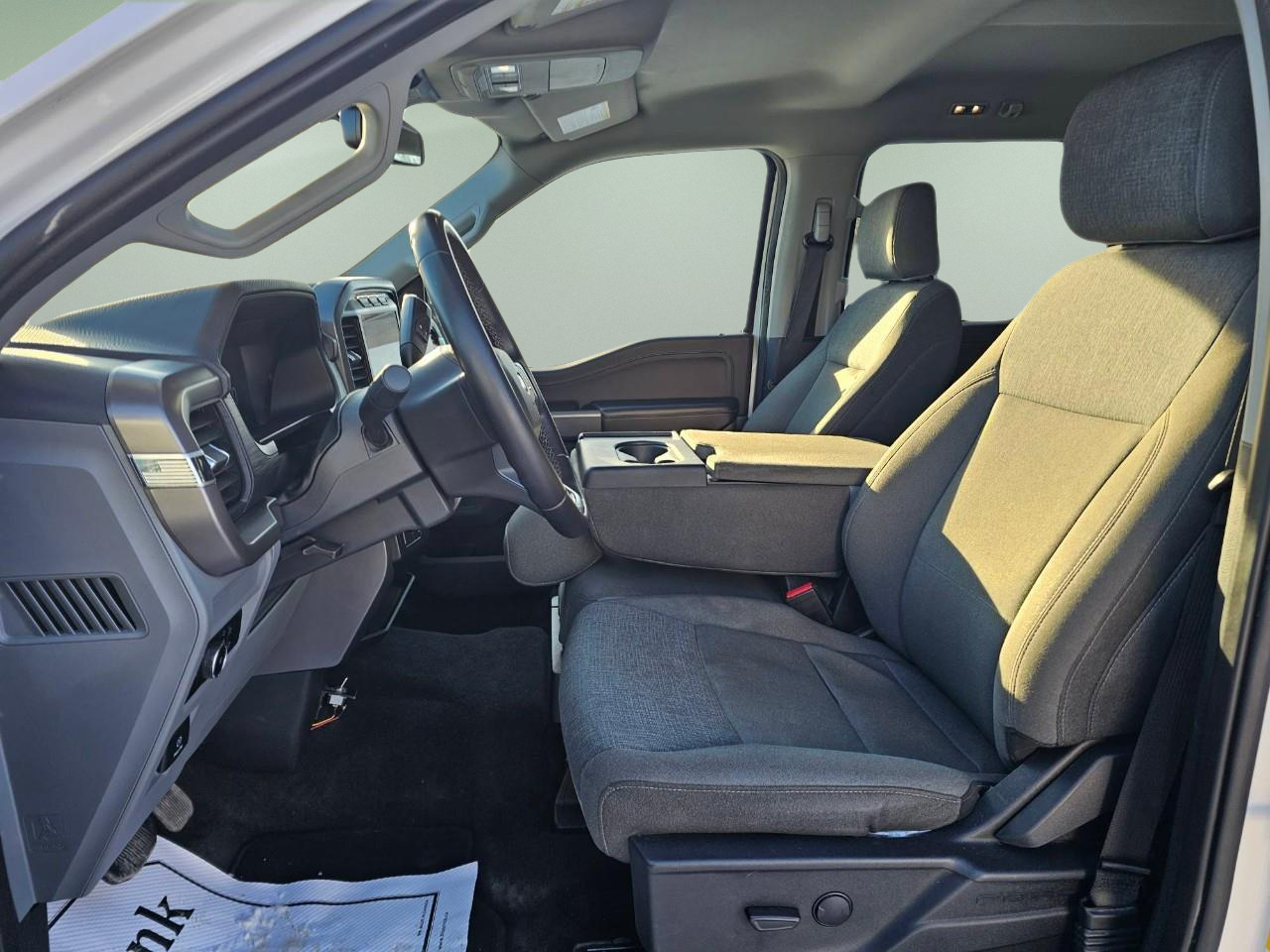 2024 FORD F-150 XLT — photo 8