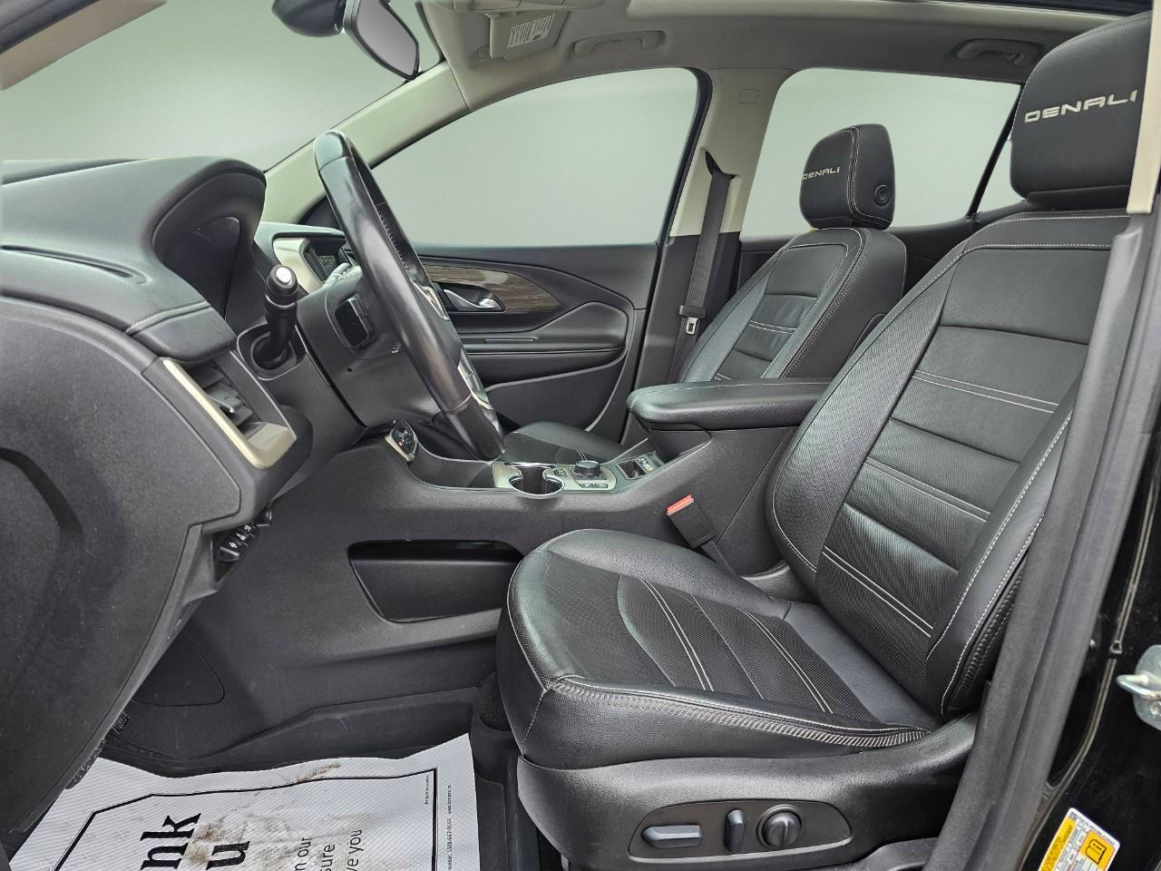2022 GMC TERRAIN DENALI — photo 8