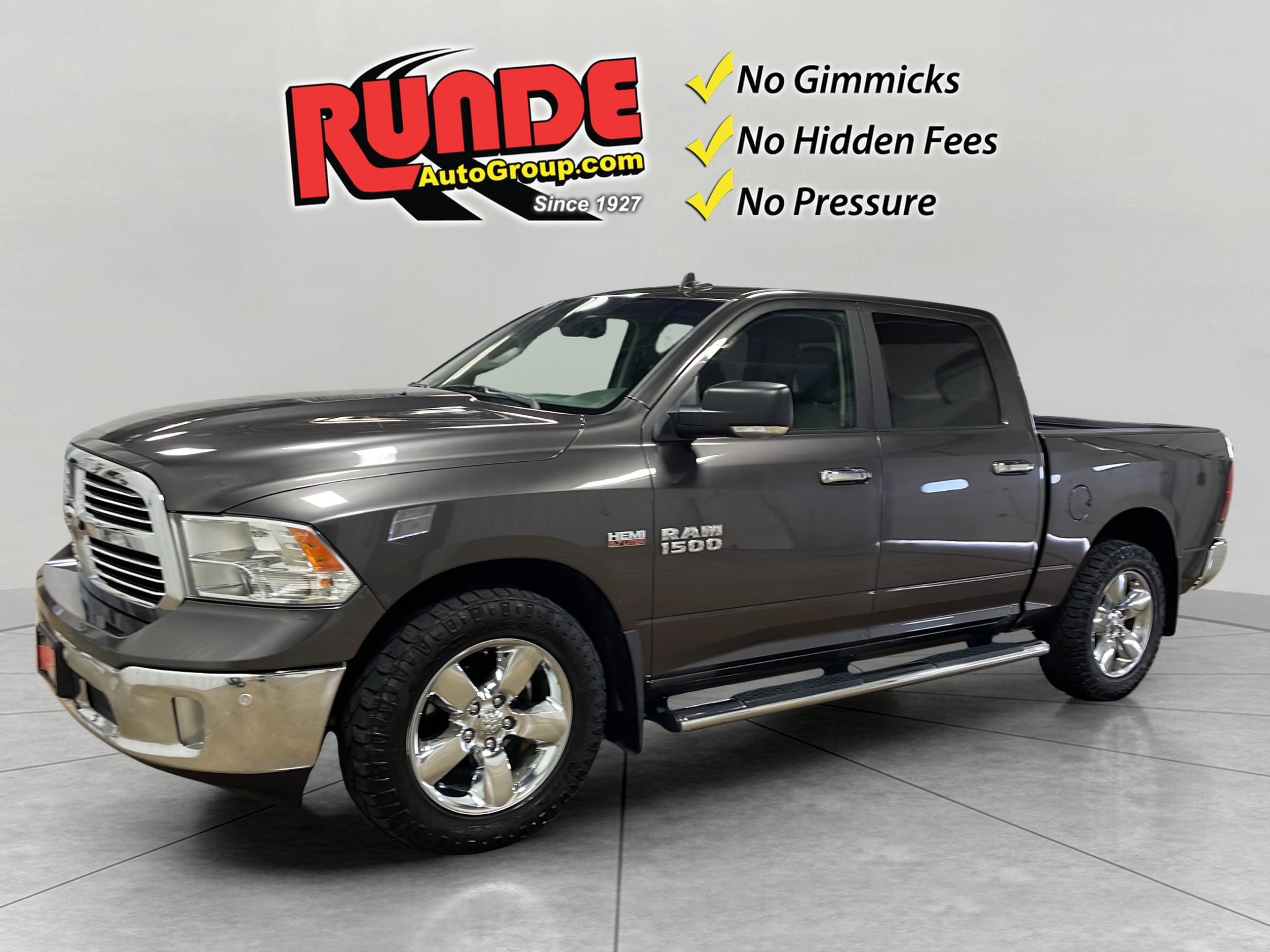 2017 RAM 1500 Big Horn 4x4 Crew Cab 5'7's photo