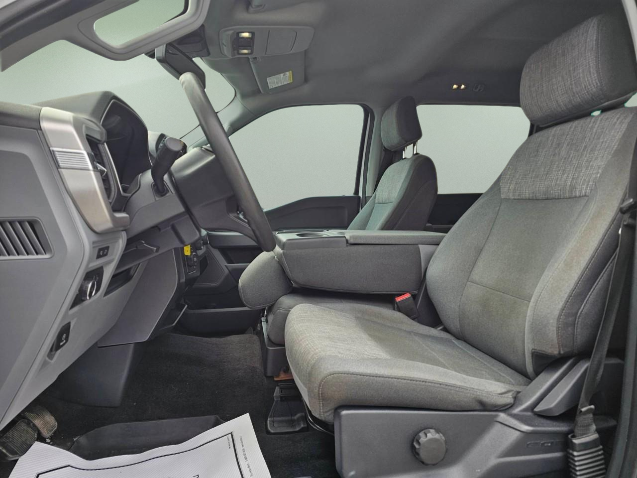 2022 FORD F-150 XLT — photo 8