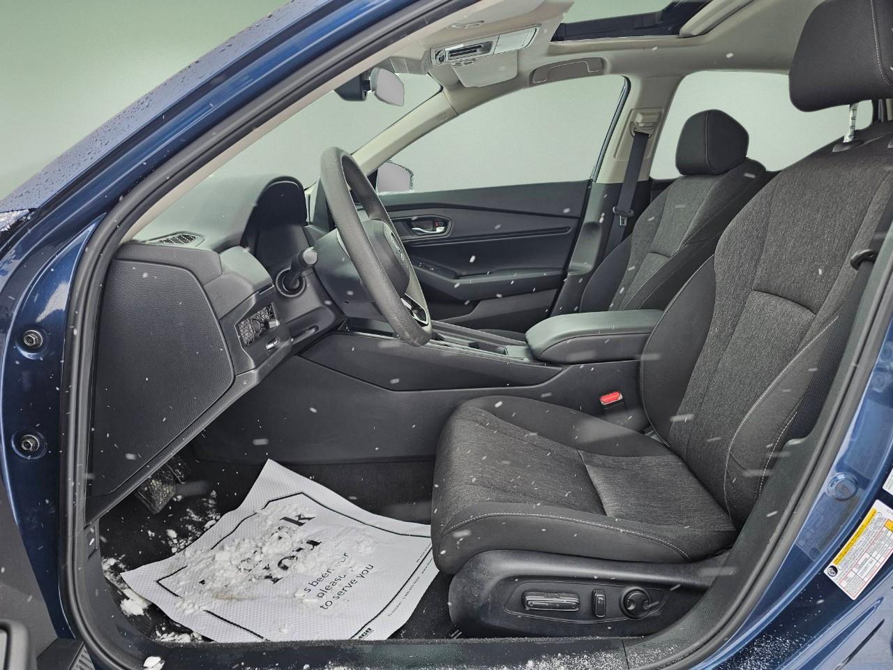 2023 HONDA ACCORD SEDAN EX — photo 8