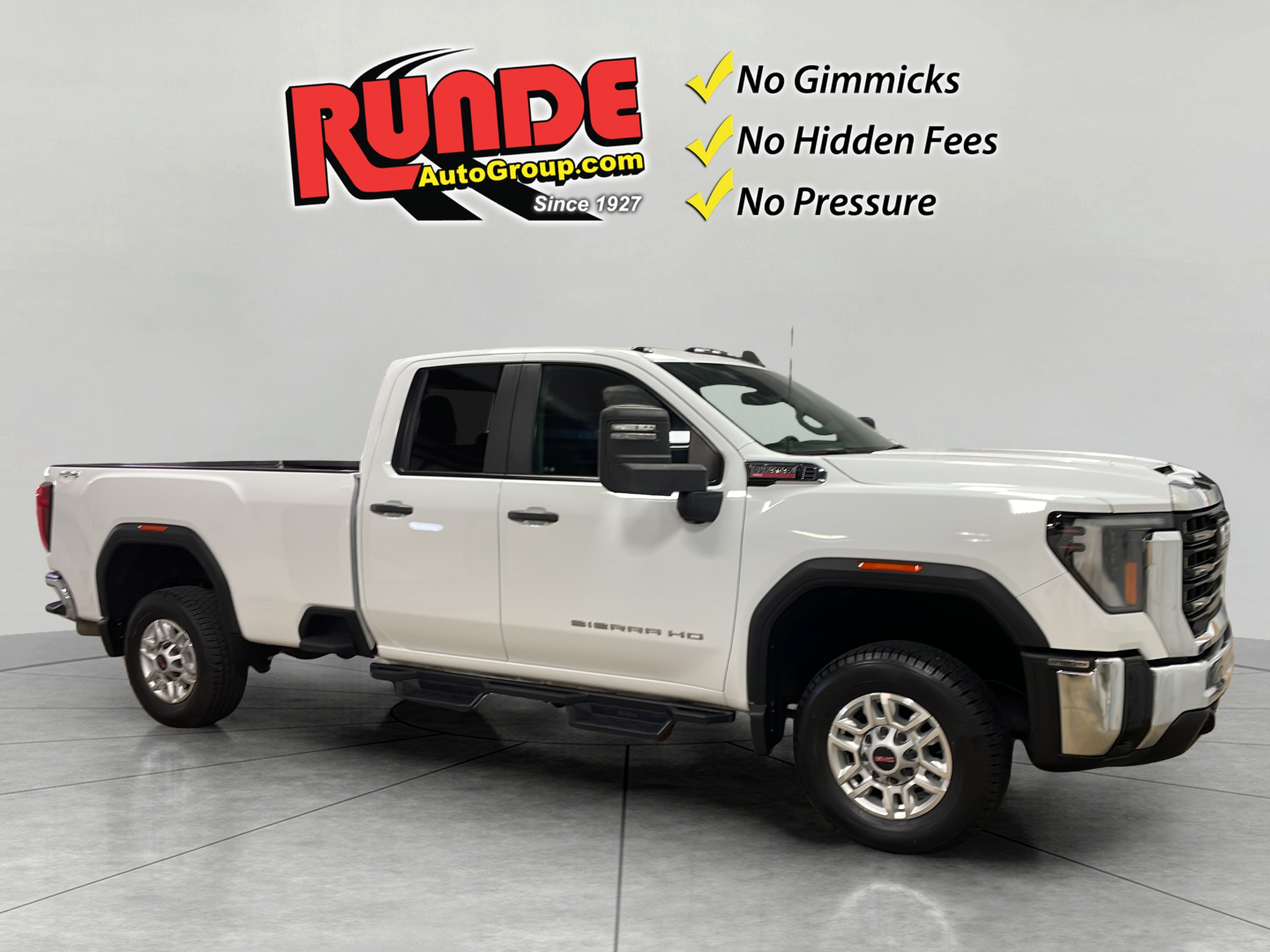 2024 GMC Sierra Pro 4WD Double Cab Standard Box's photo