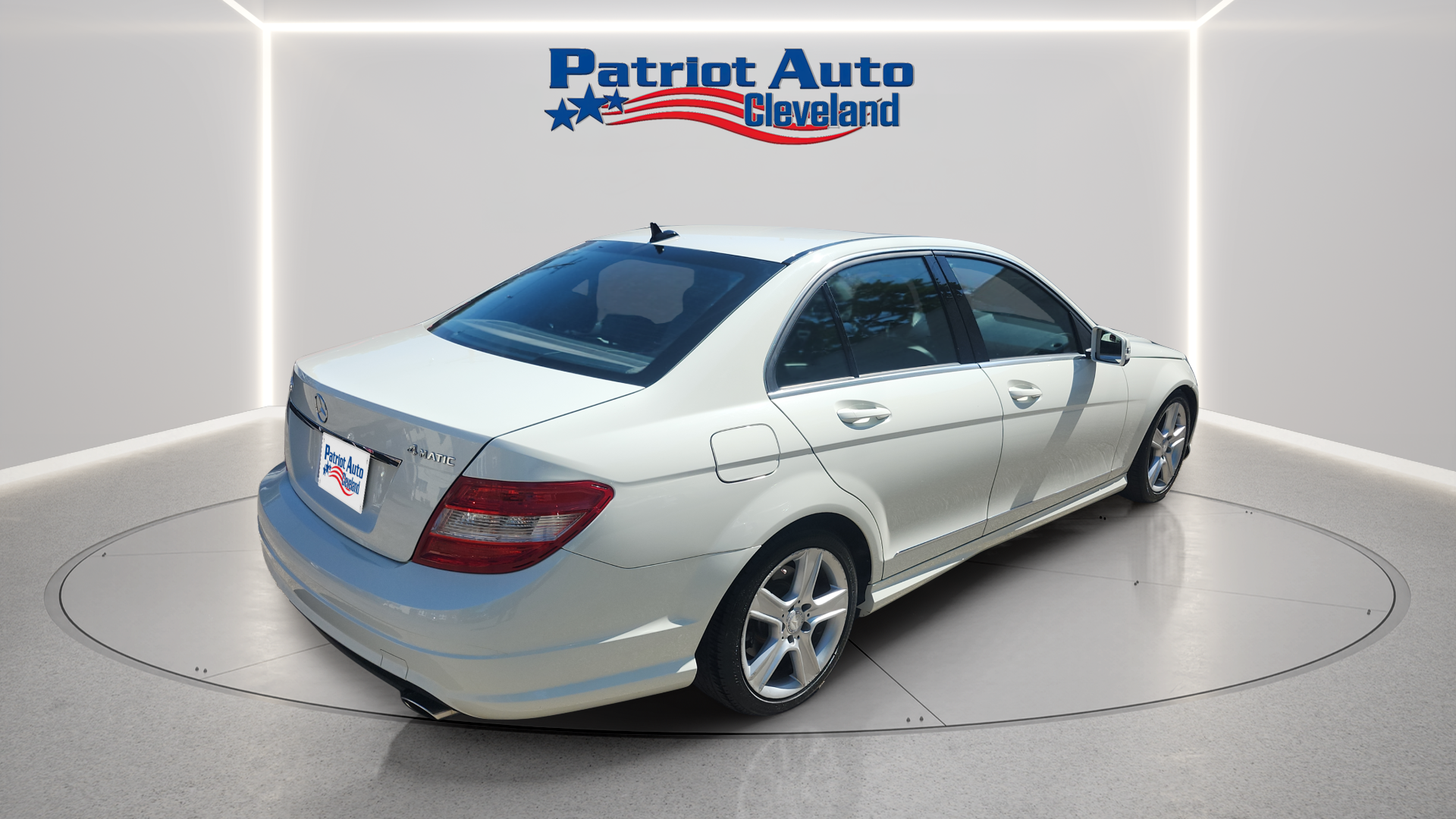 2011 Mercedes-Benz C-Class C300 4MATIC - Image 5