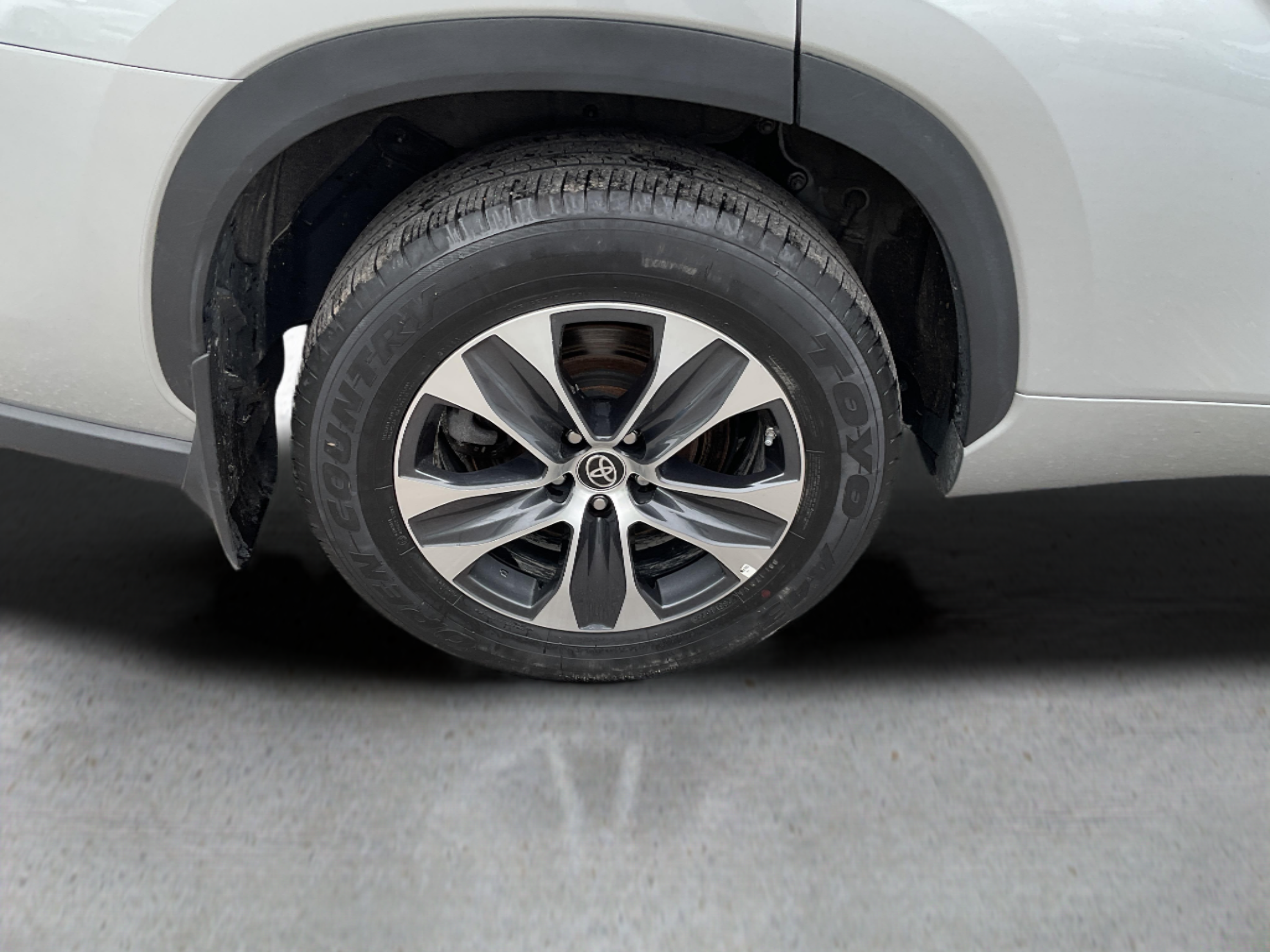 2024 TOYOTA HIGHLANDER XLE — photo 7