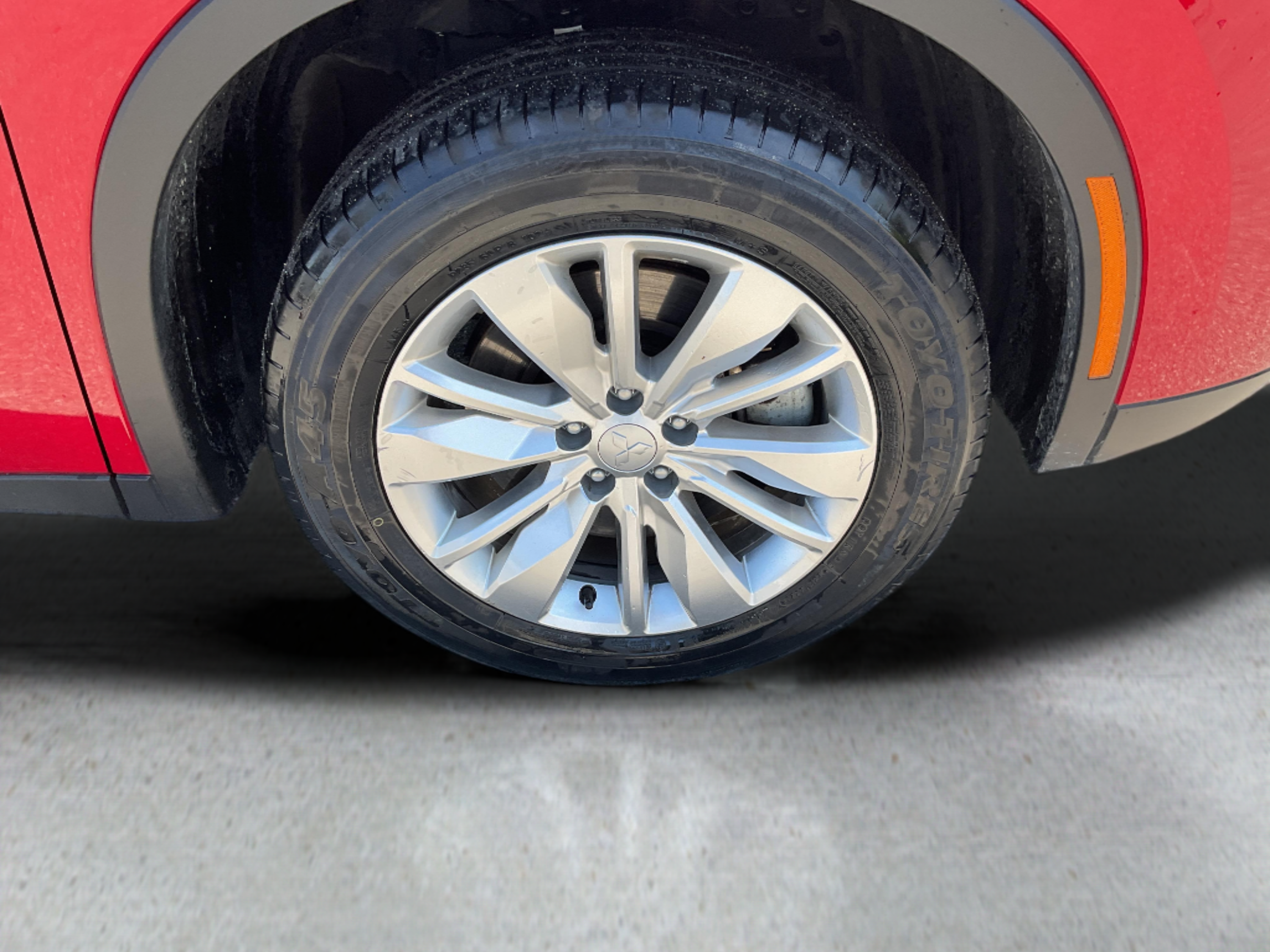 2025 MITSUBISHI OUTLANDER ES — photo 5