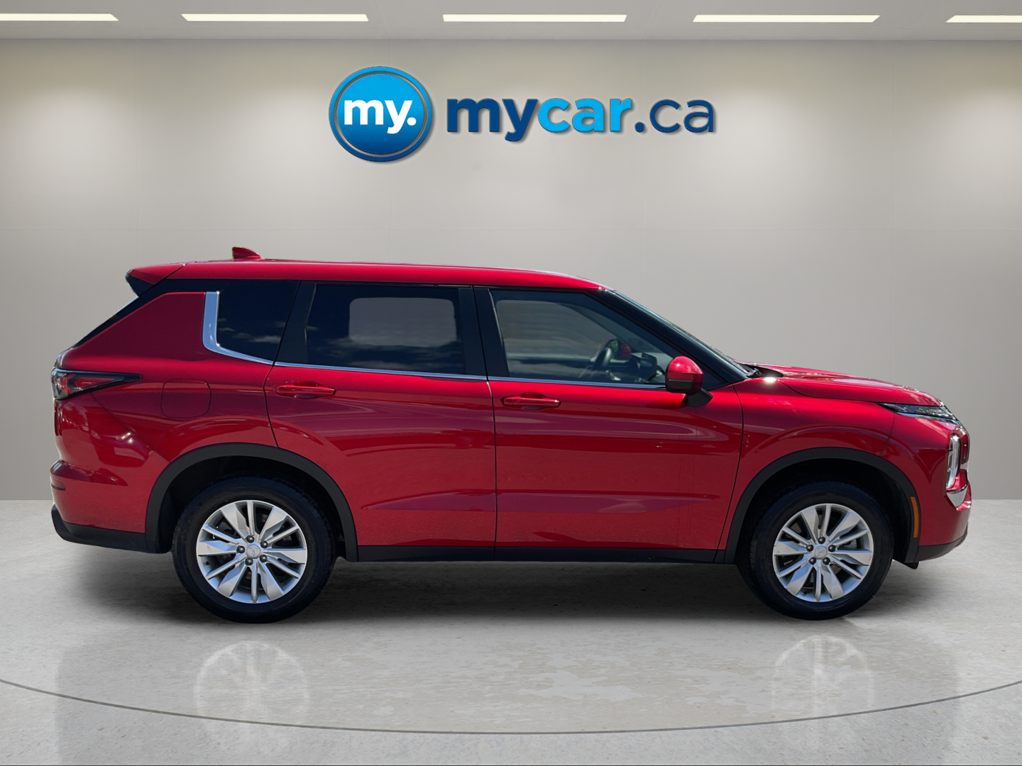 2025 MITSUBISHI OUTLANDER ES — photo 3