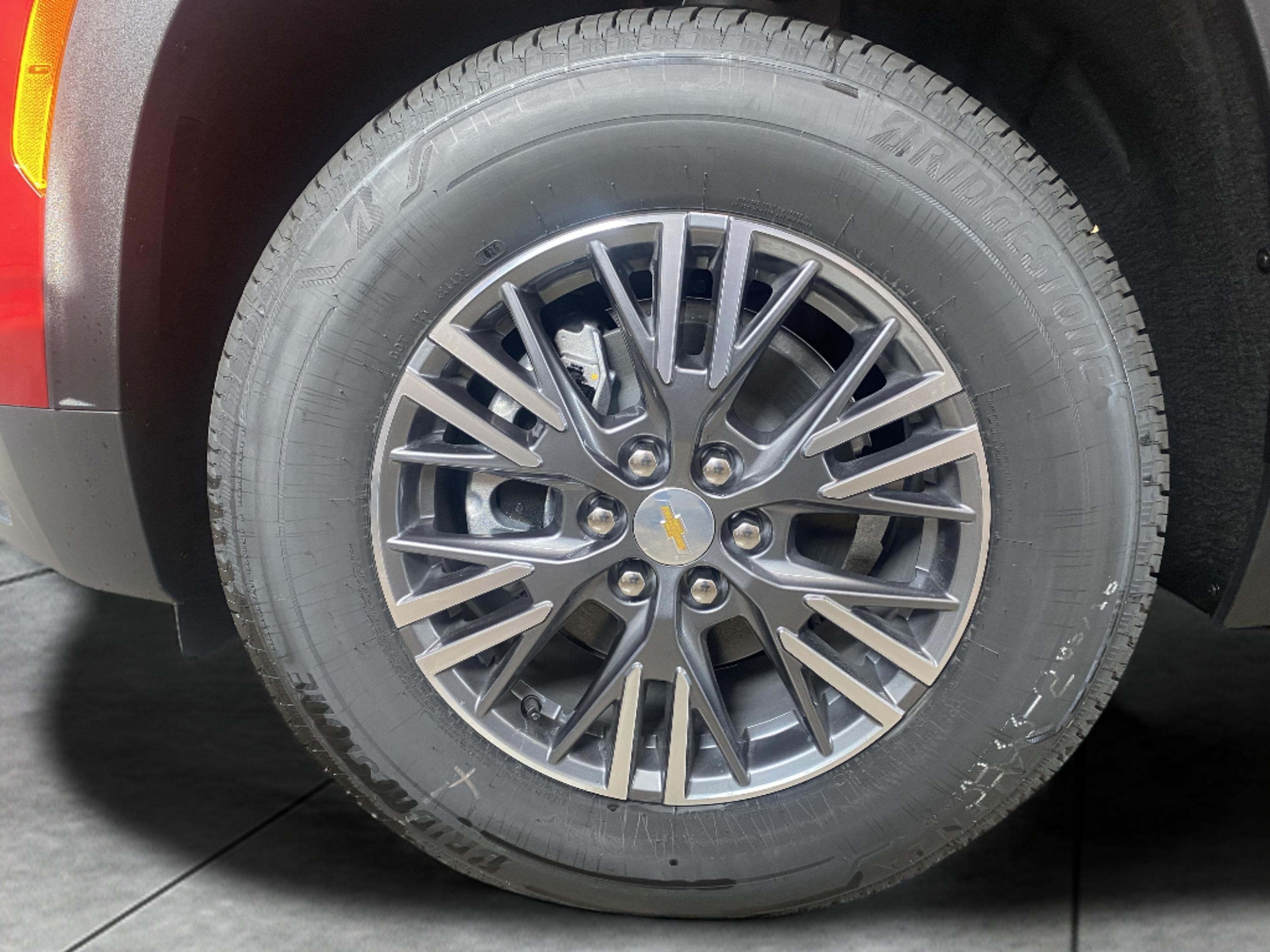2026 Chevrolet Traverse LT - Photo 16