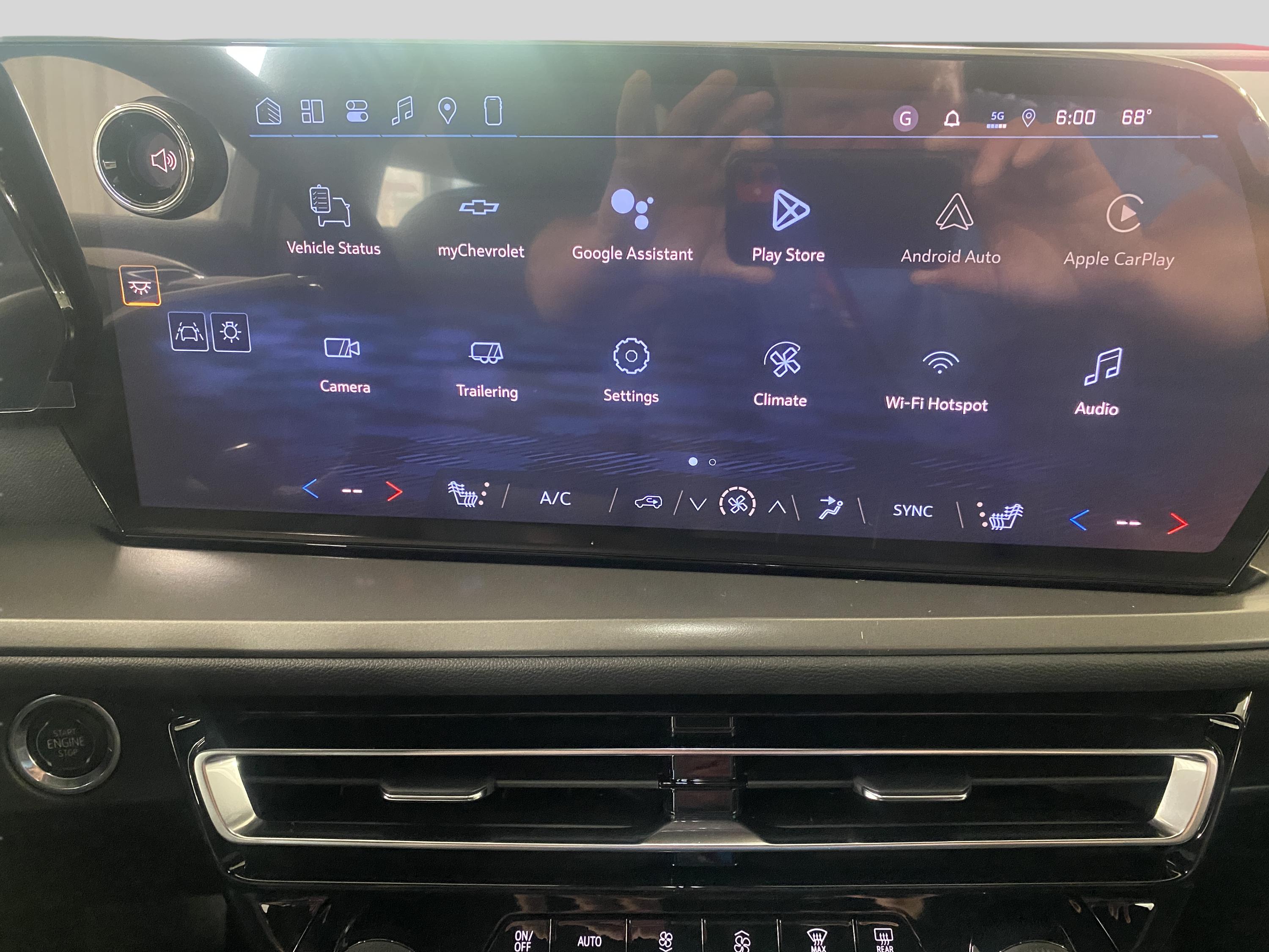 2026 Chevrolet Traverse LT - Photo 10