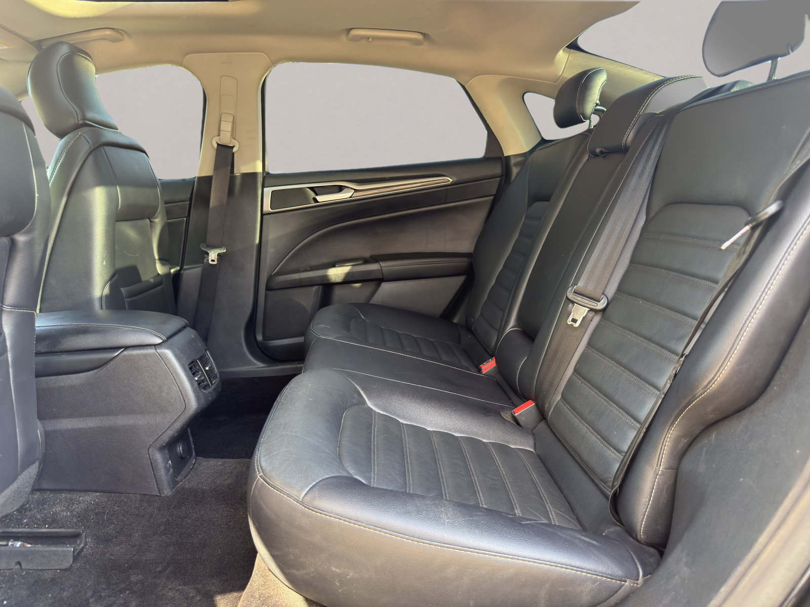 2018 Ford FUSION SE AWD — photo 11