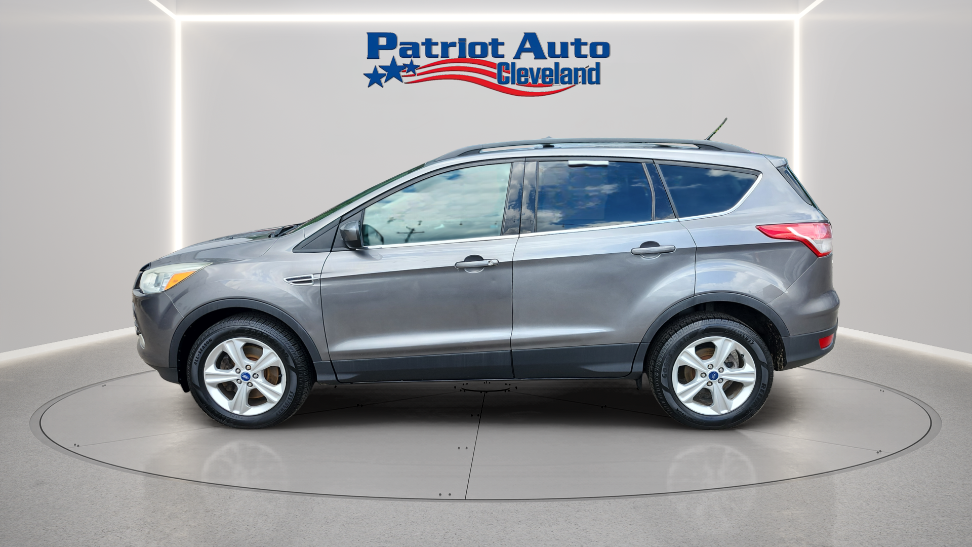 2013 Ford Escape SE - Image 2