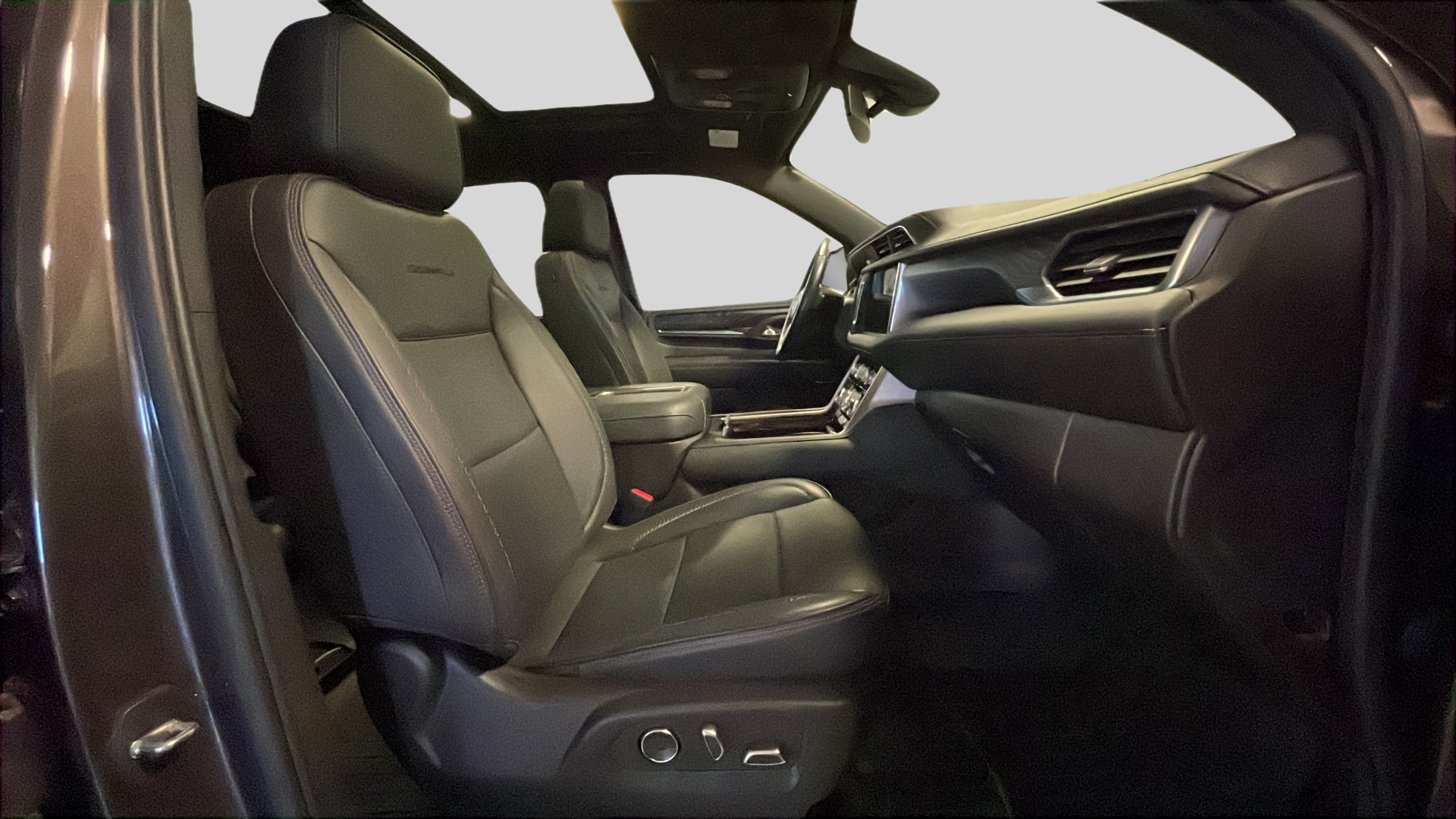 2021 GMC Yukon XL Denali - Photo 19