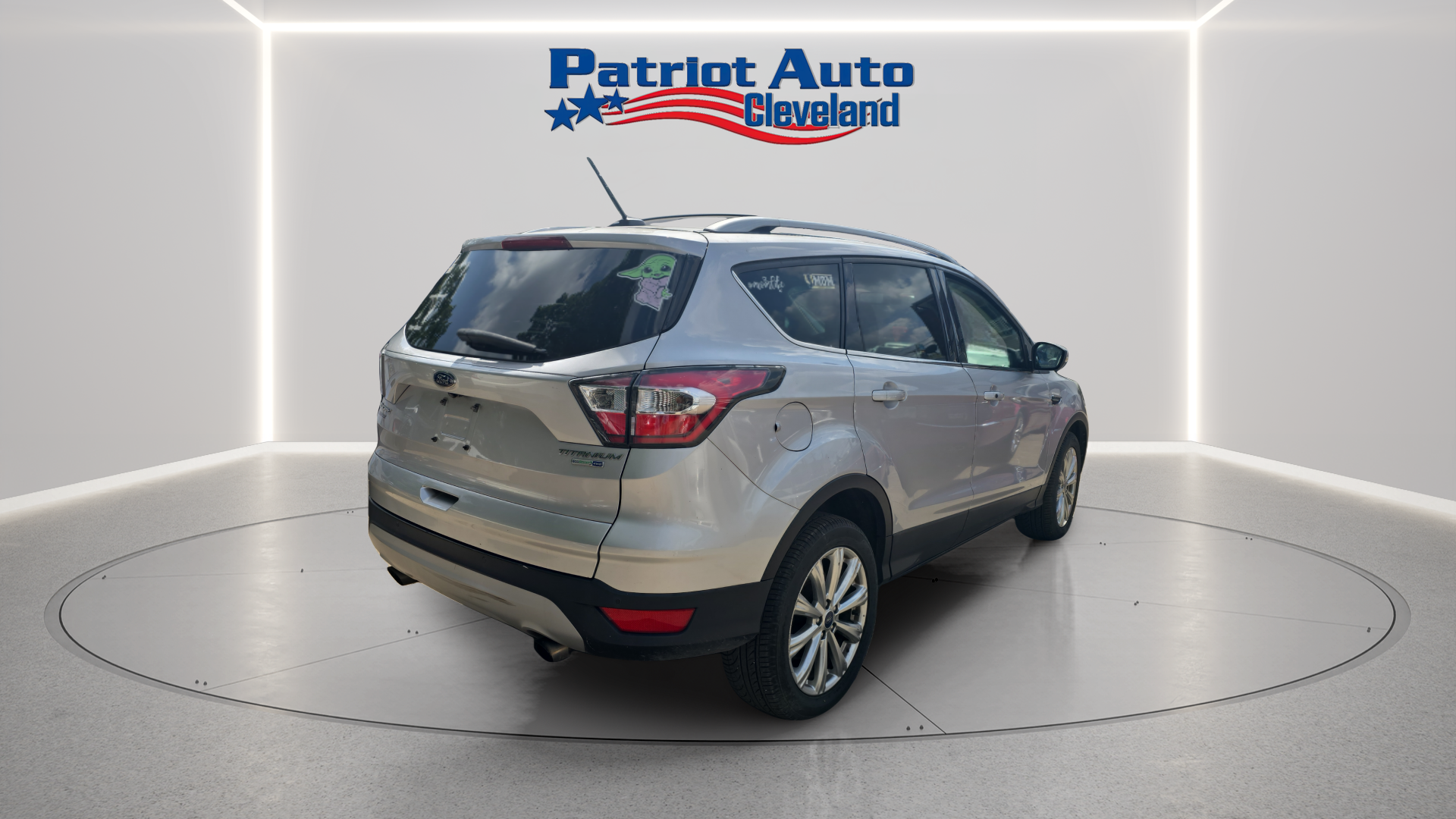 2017 Ford Escape Titanium - Image 5
