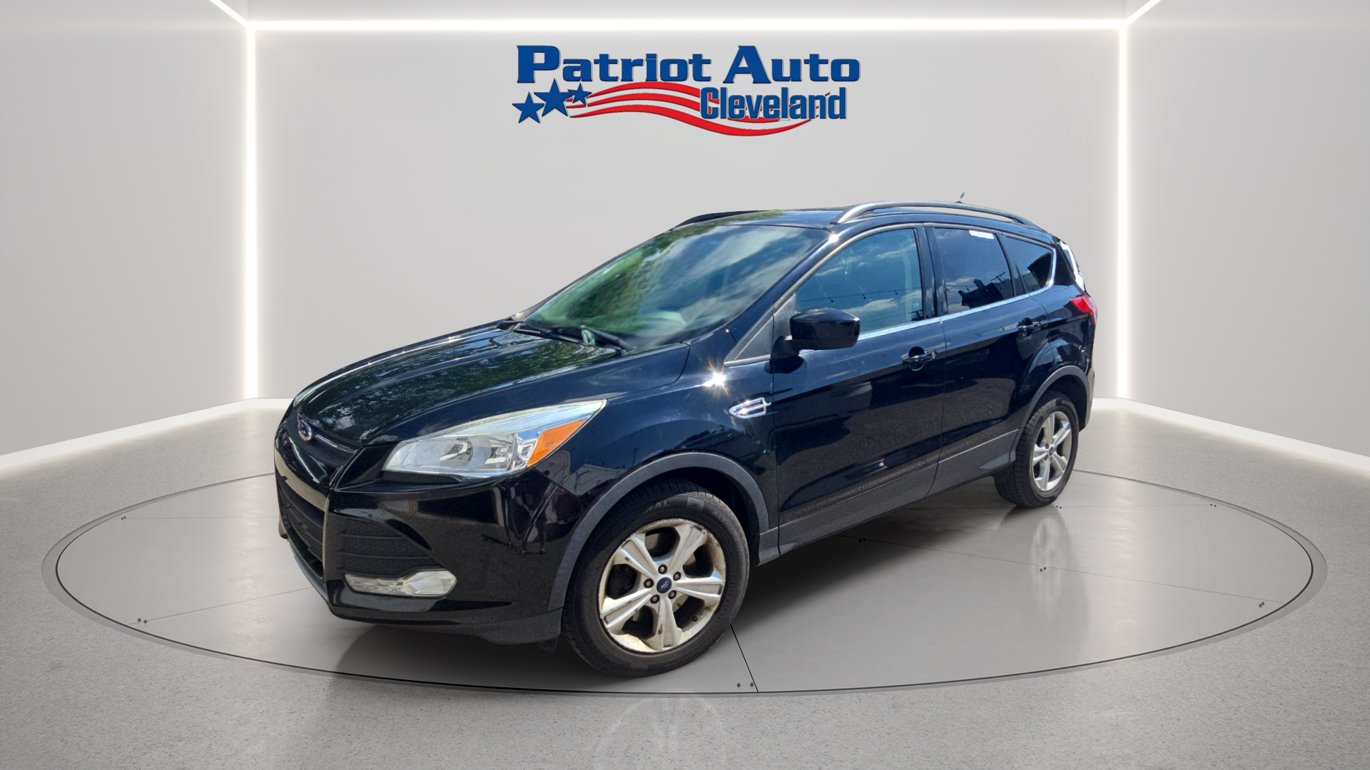 2016 Ford Escape SE - Main Image