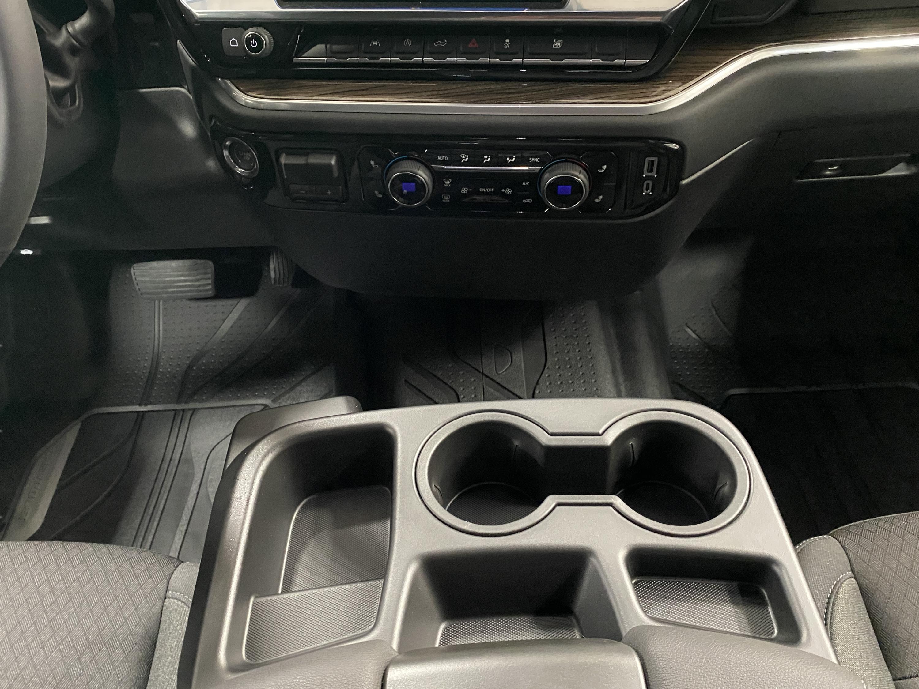 2026 Chevrolet Silverado 1500 RST - Photo 13