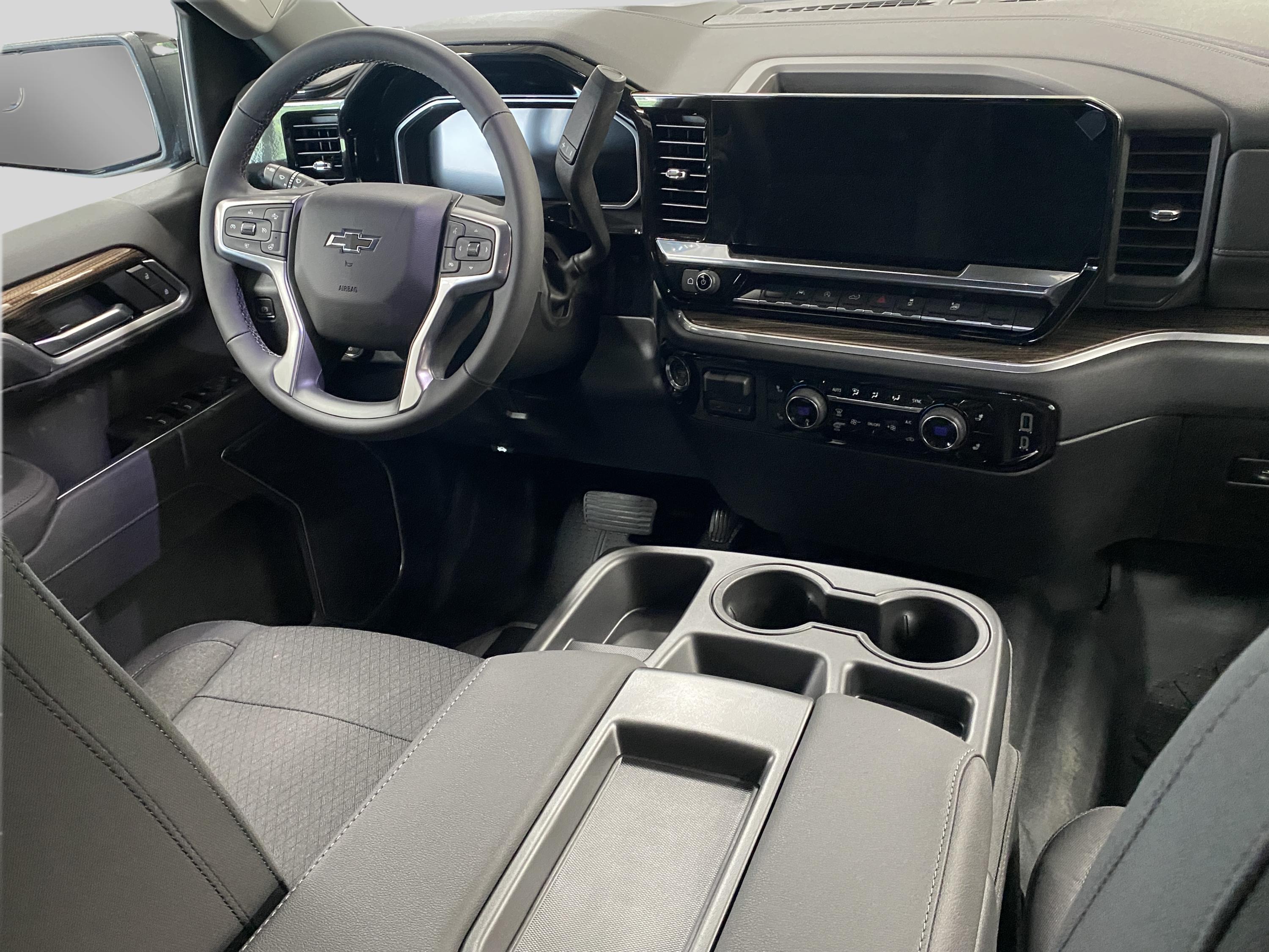 2026 Chevrolet Silverado 1500 RST - Photo 11