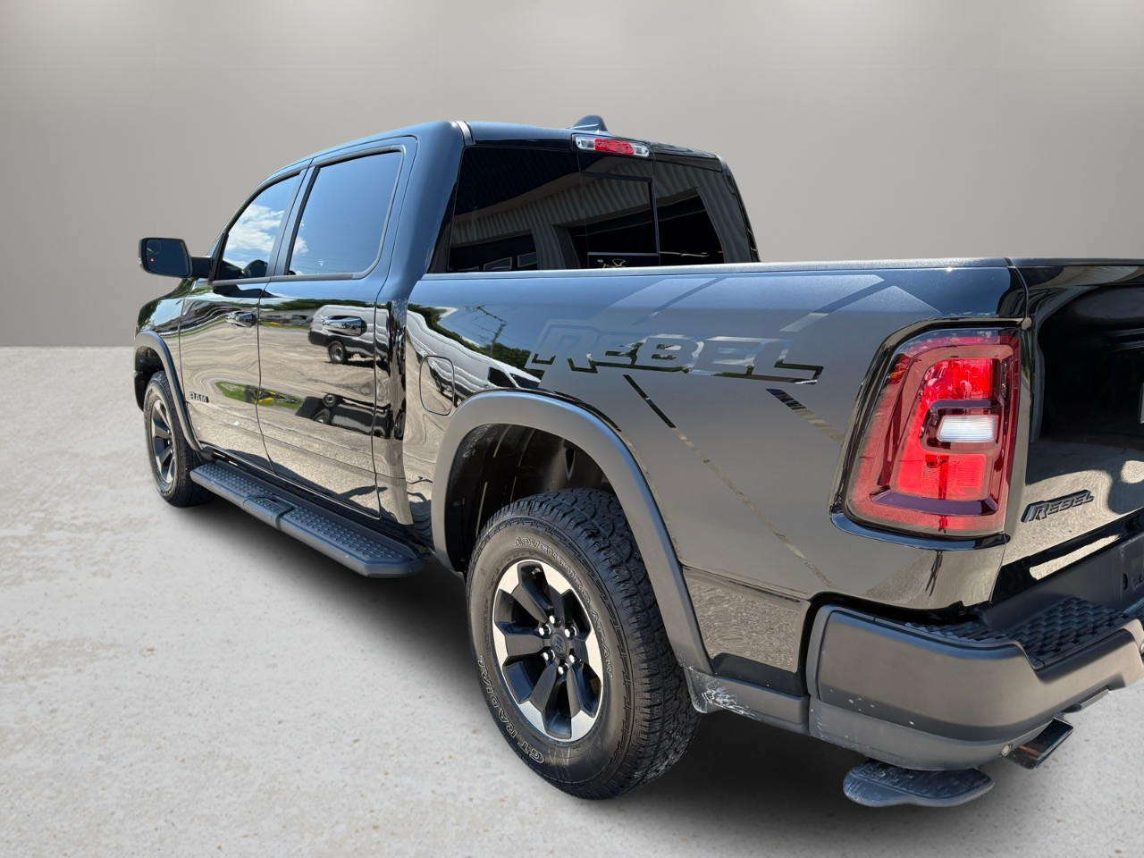 2025 RAM 1500 REBEL — photo 8