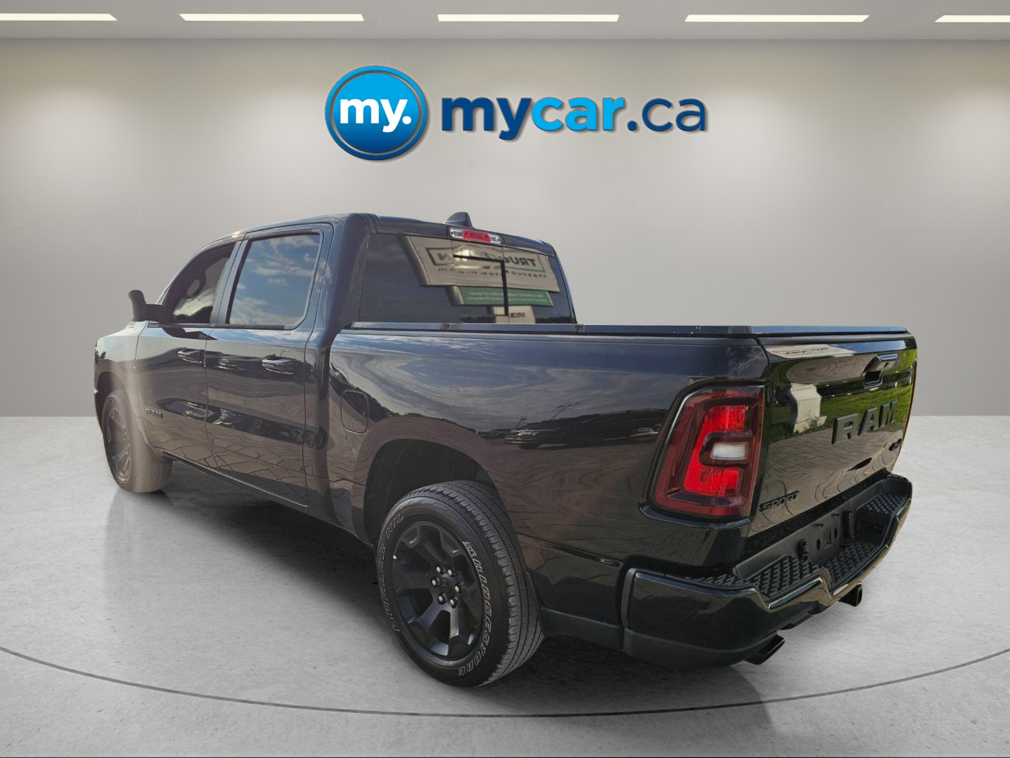 2025 RAM 1500 SPORT — photo 7