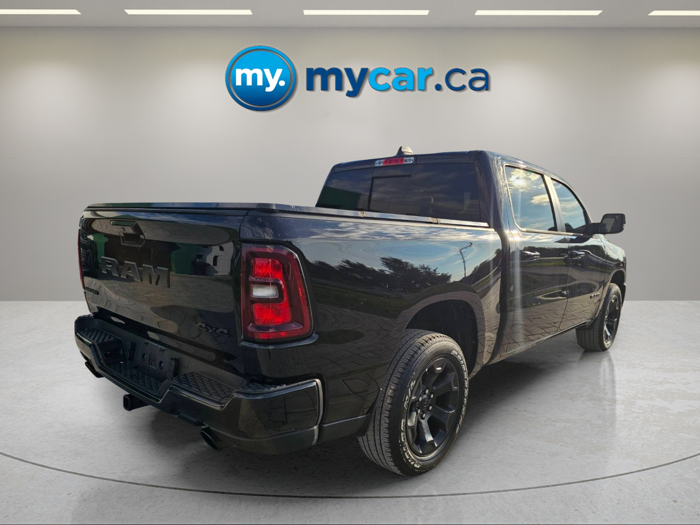 2025 RAM 1500 SPORT — photo 5