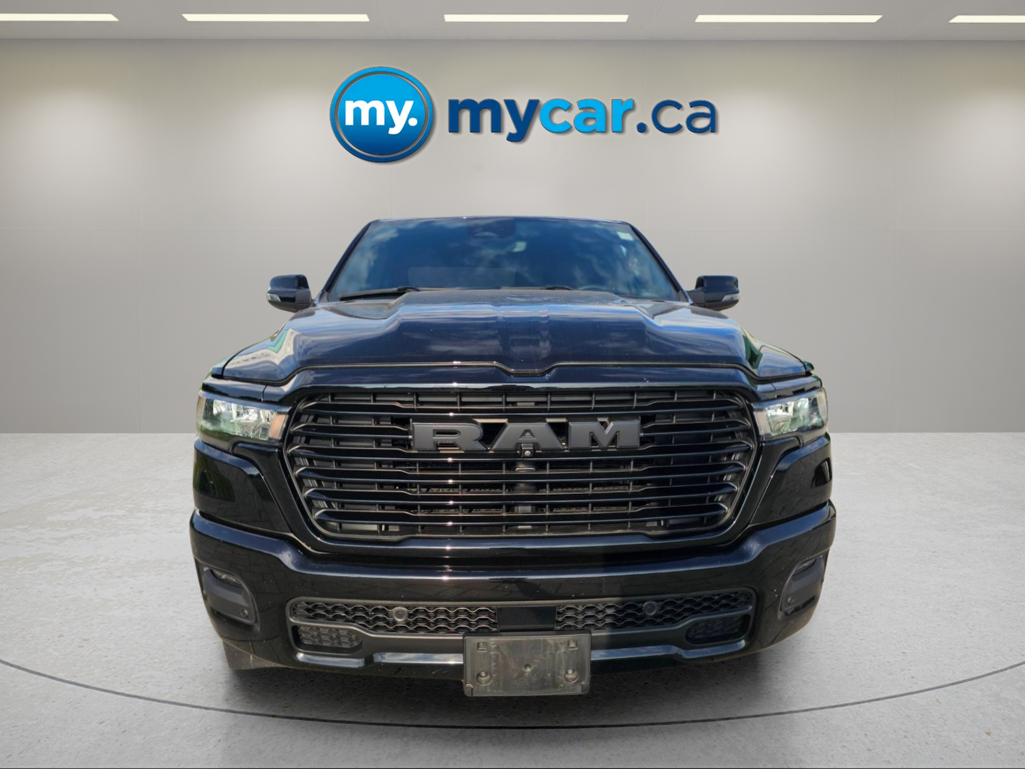 2025 RAM 1500 SPORT — photo 2