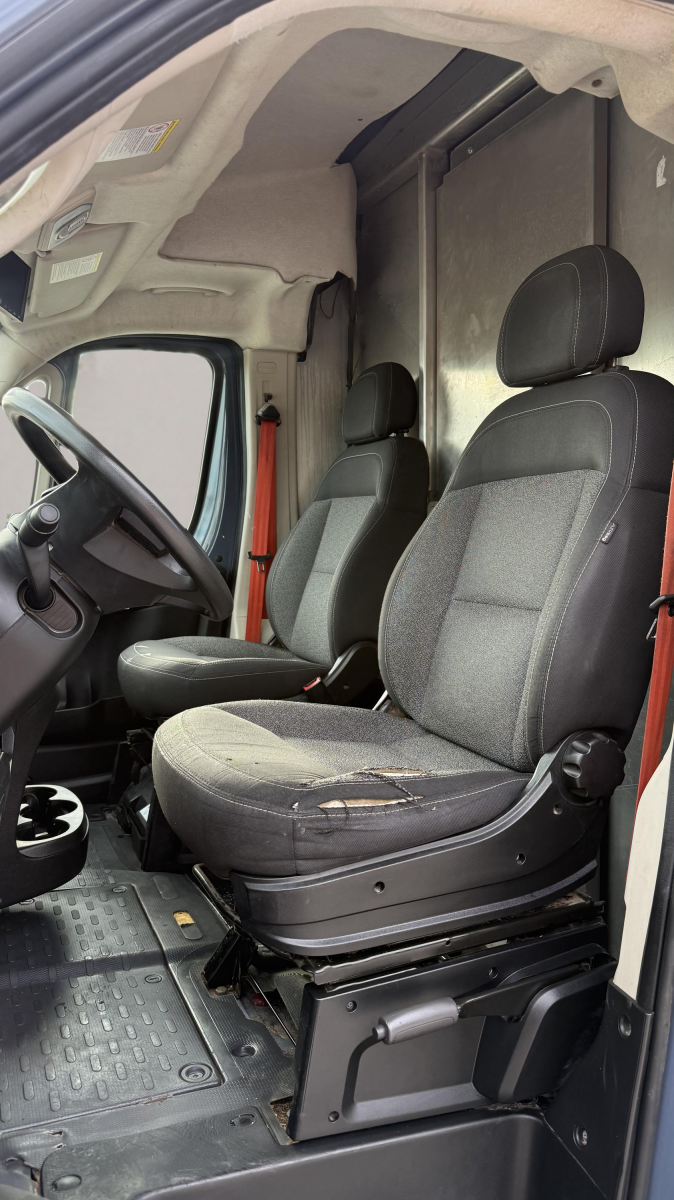 2020 Ram Promaster 3500 High Roof Extended Cargo Van — photo 7