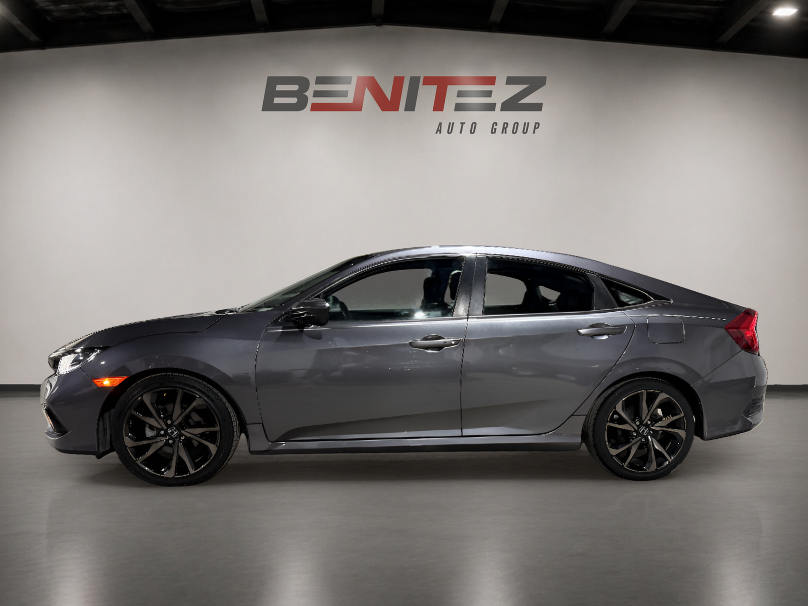 2020 Honda CIVIC Sport Sedan — photo 2