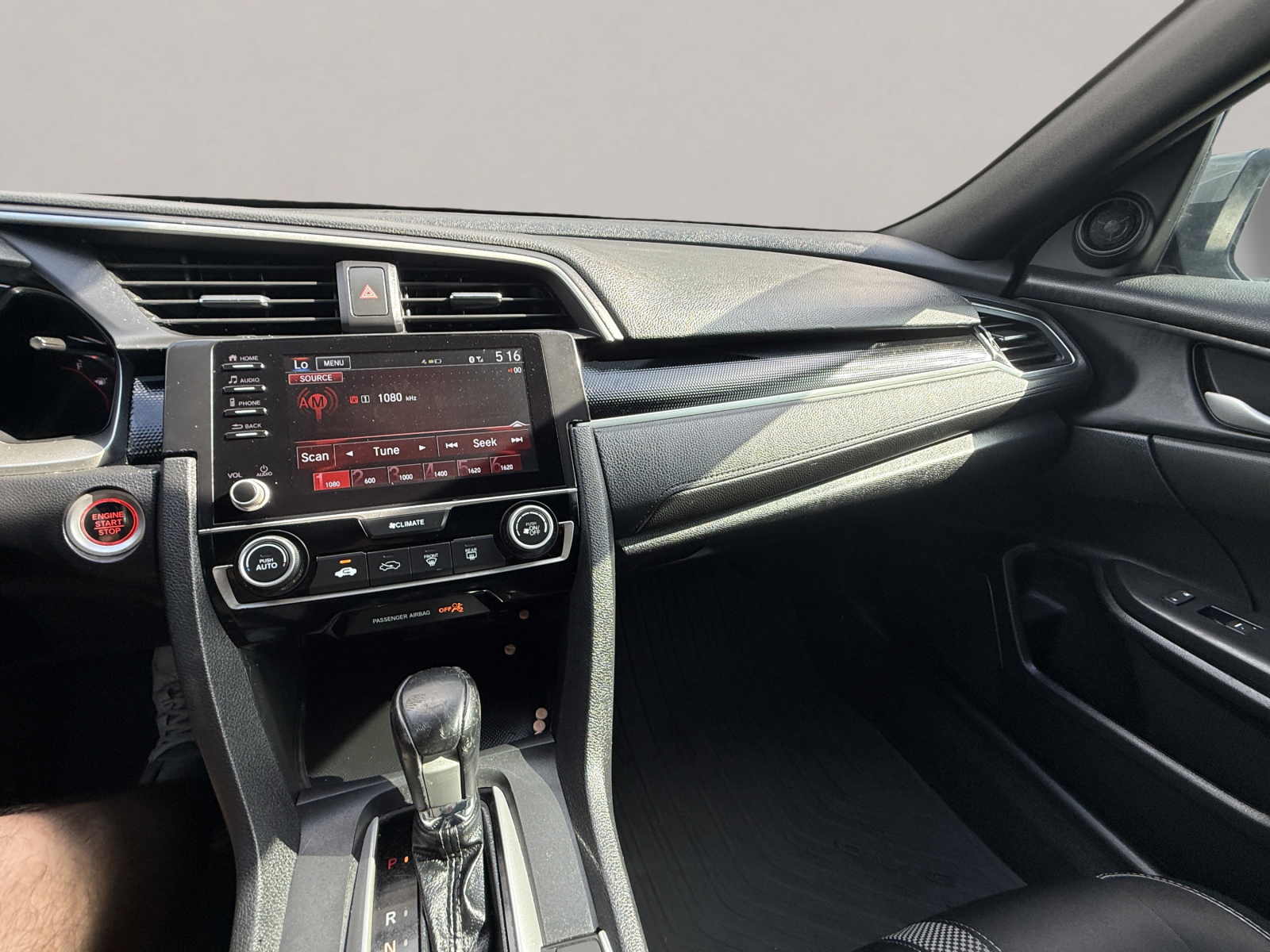 2020 Honda CIVIC Sport Sedan — photo 18
