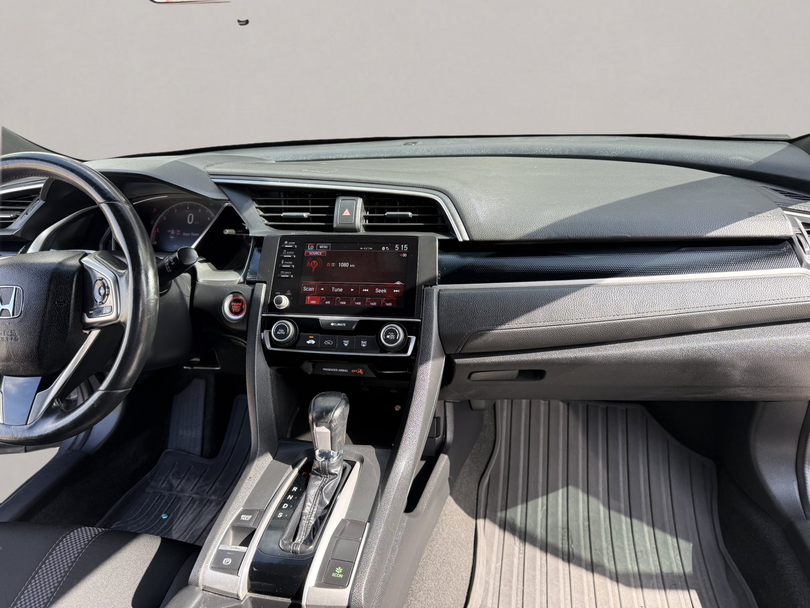 2020 Honda CIVIC Sport Sedan — photo 11